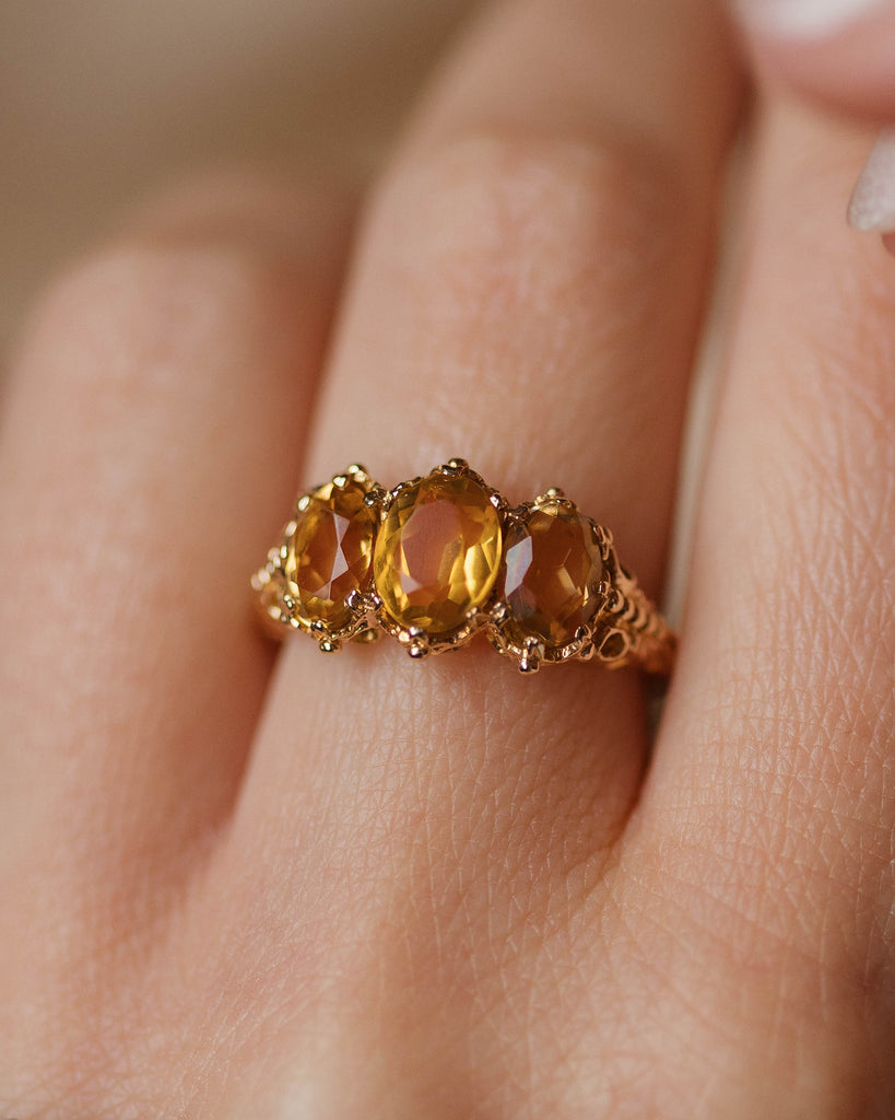 Edna 1971 Vintage 9ct Gold Citrine Trilogy Ring