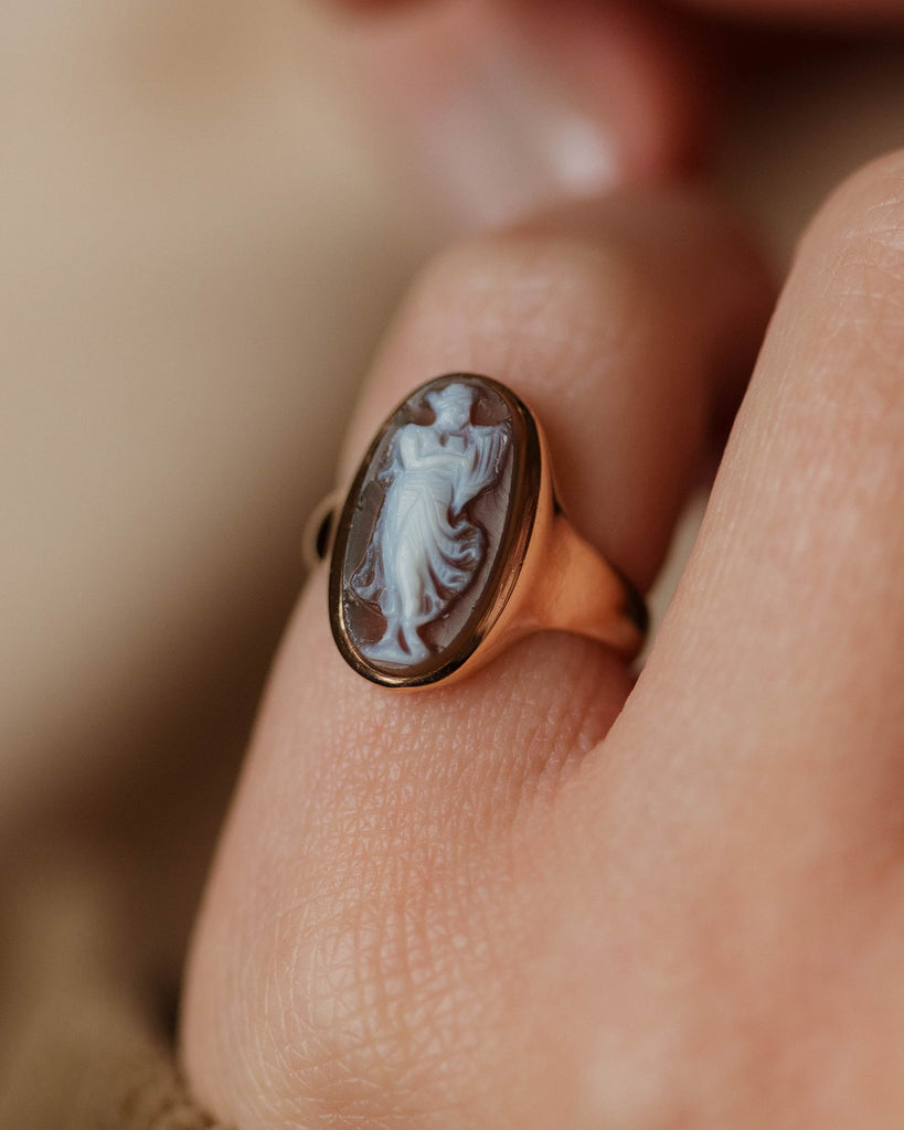 Athena 1911 Antique 9ct Gold Sardonyx Cameo Ring