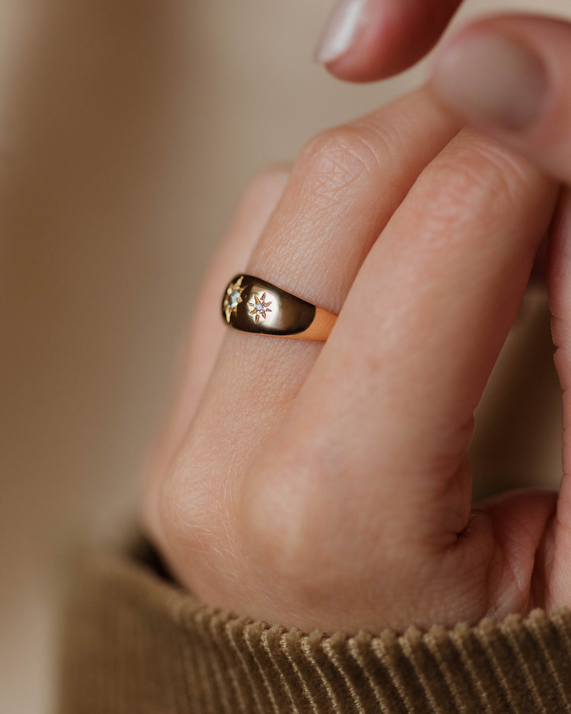 Jessamine 1907 Antique 18ct Gold Star Set Diamond Trilogy Ring