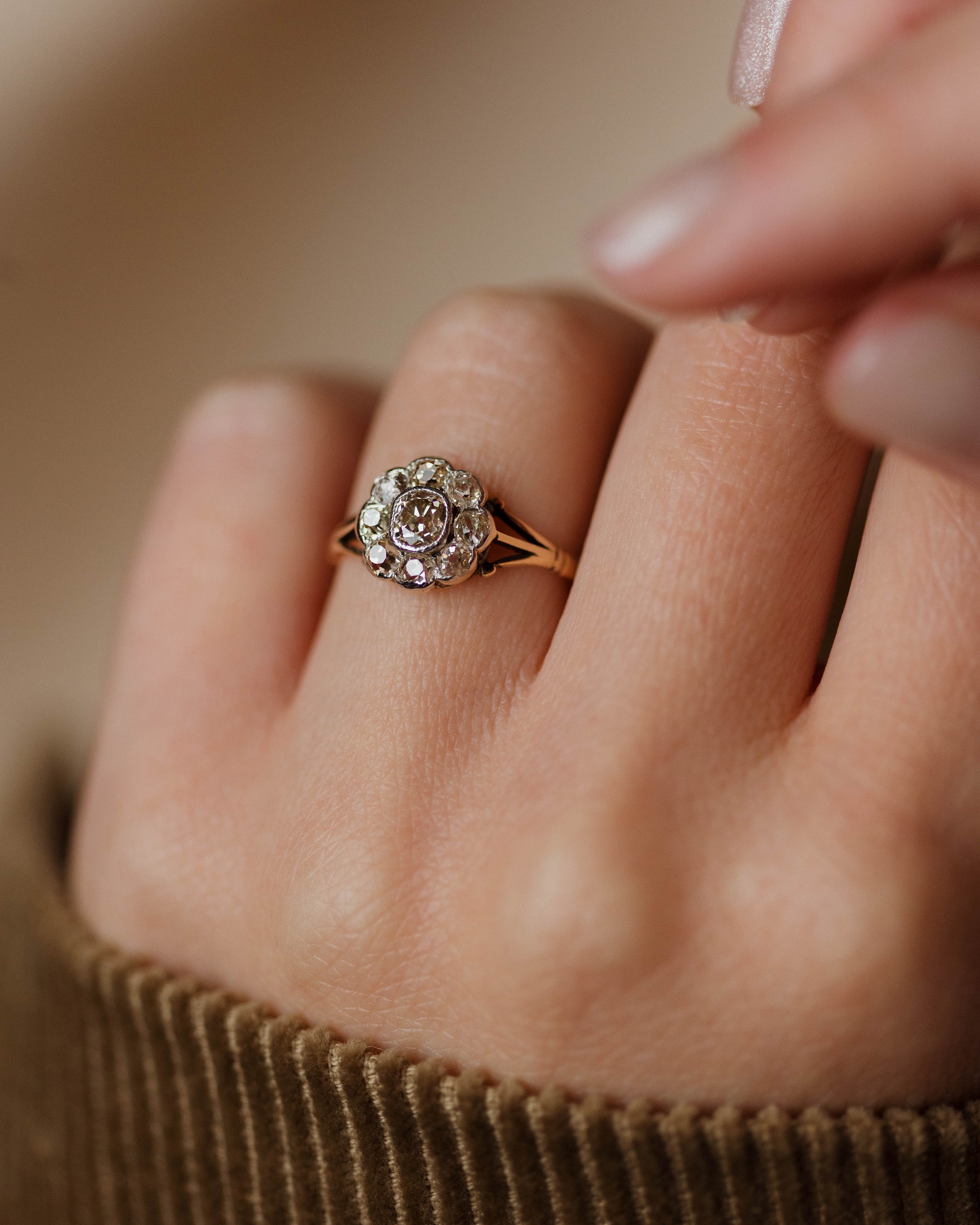 Sybil Antique Edwardian 9ct Gold Diamond Daisy Cluster Ring