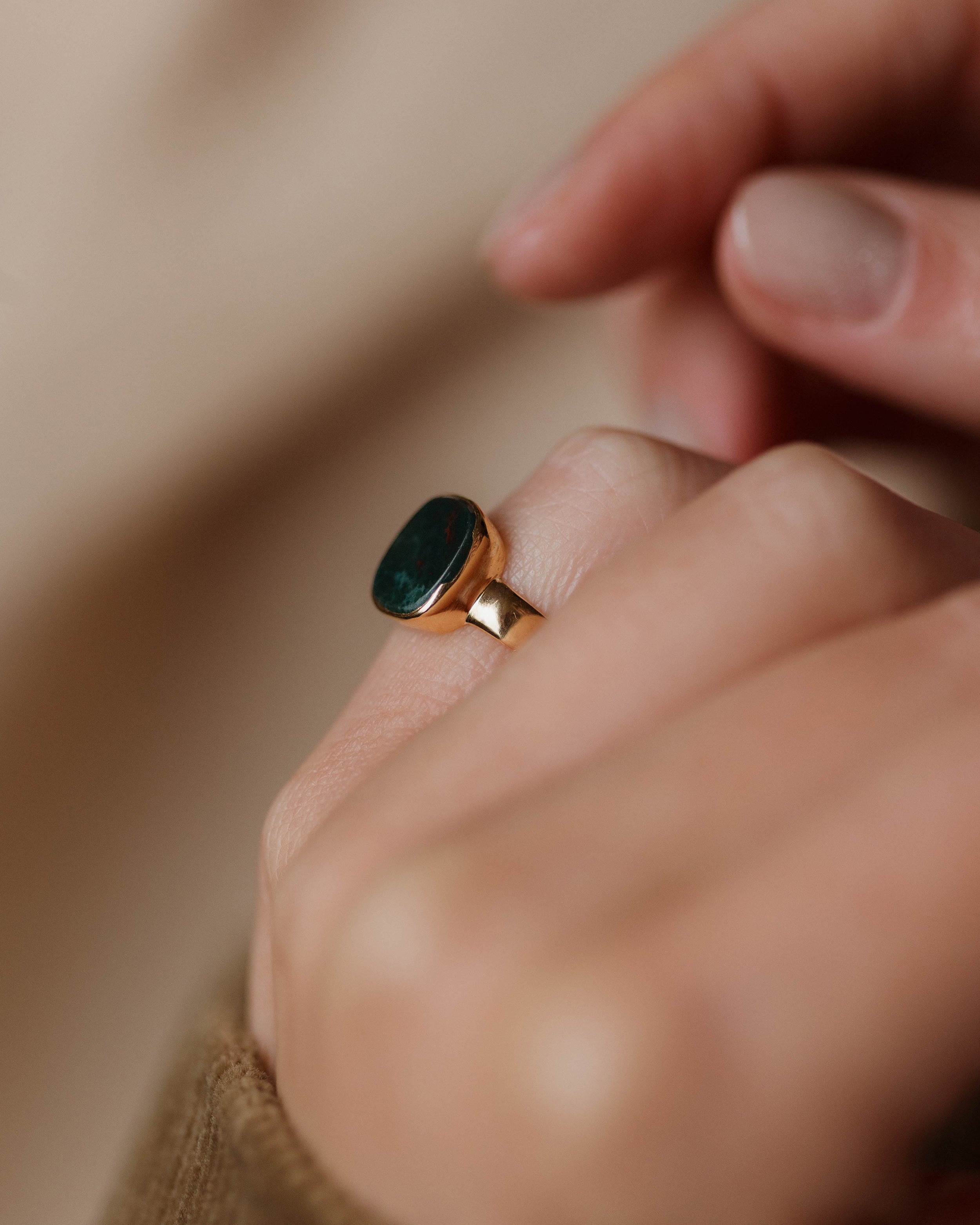 Beulah 1875 Antique Victorian 18ct Gold Bloodstone Signet Ring