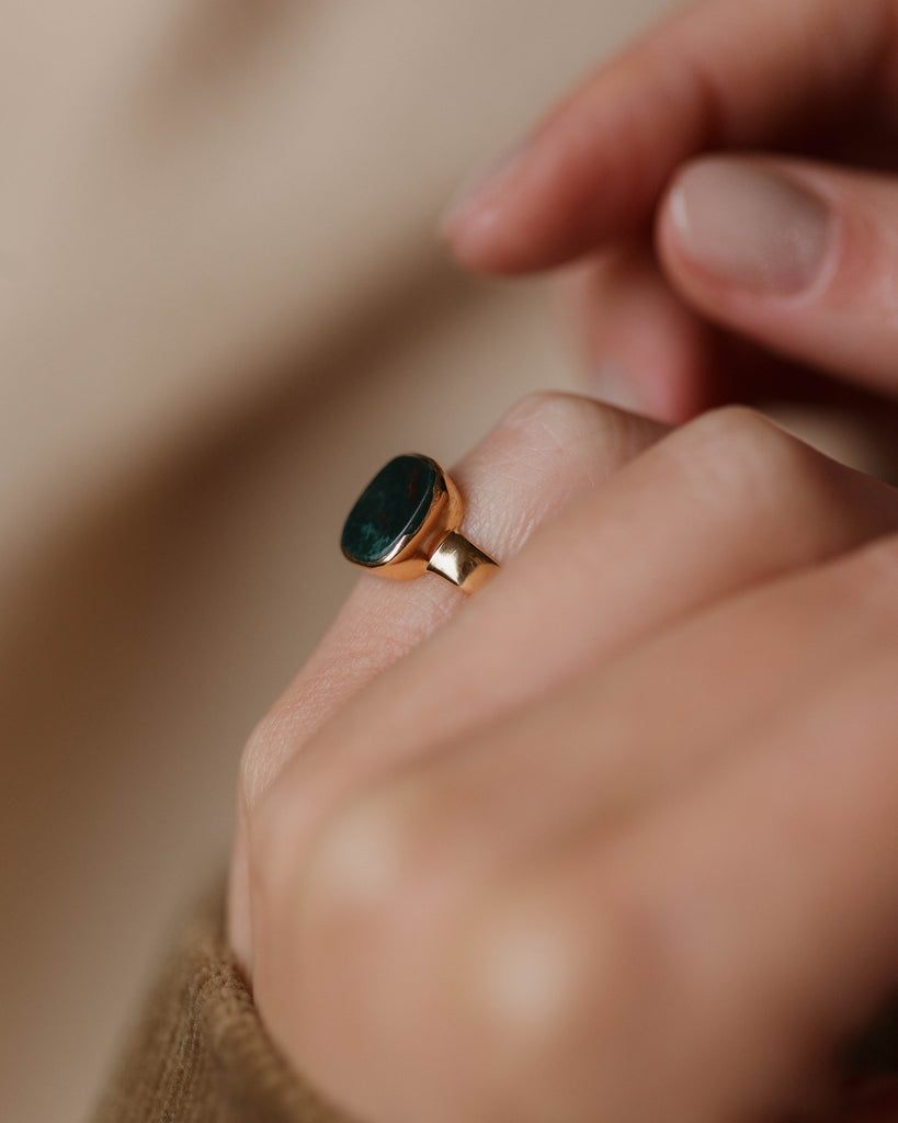 Beulah 1875 Antique Victorian 18ct Gold Bloodstone Signet Ring