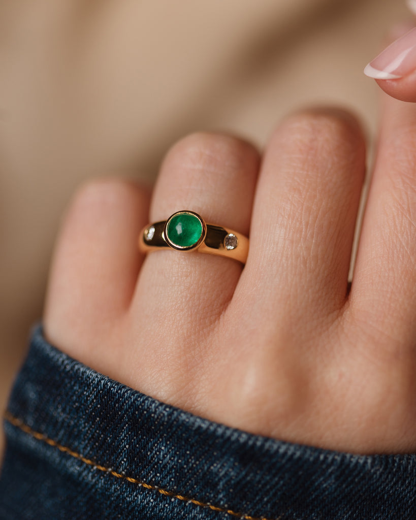 Marcelle Vintage 18ct Gold Emerald & Diamond Trilogy Ring