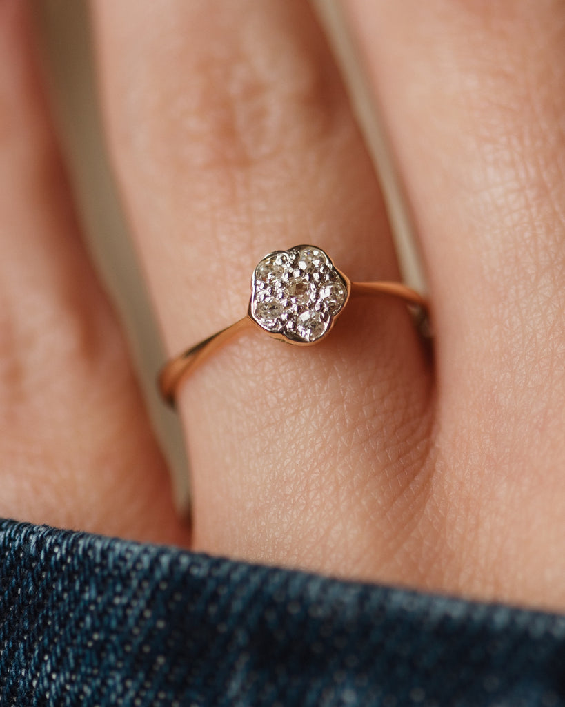 Valérie Vintage 18ct Gold Diamond Daisy Cluster Ring
