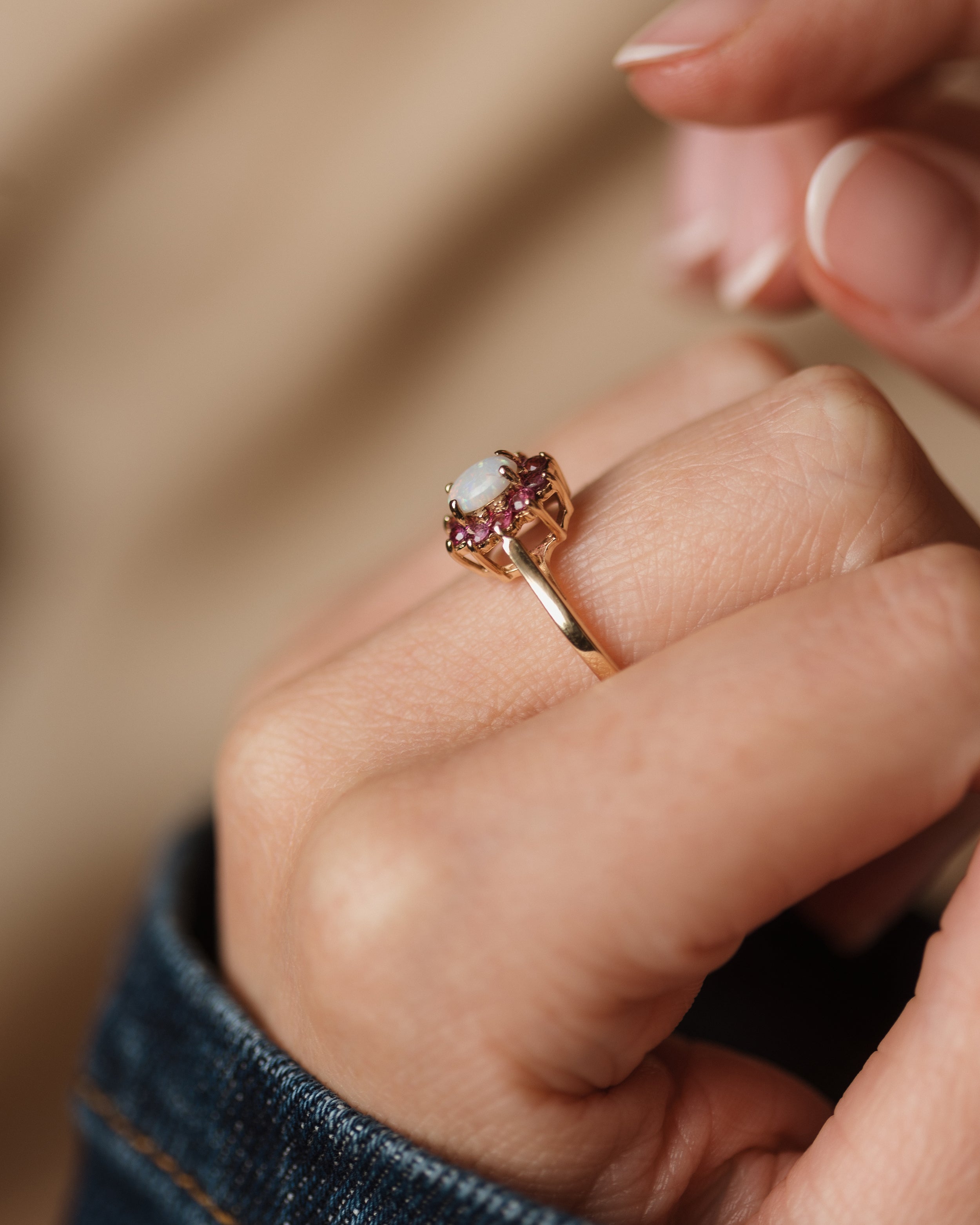Gilda 1973 Vintage 9ct Gold Opal & Pink Topaz Cluster Ring