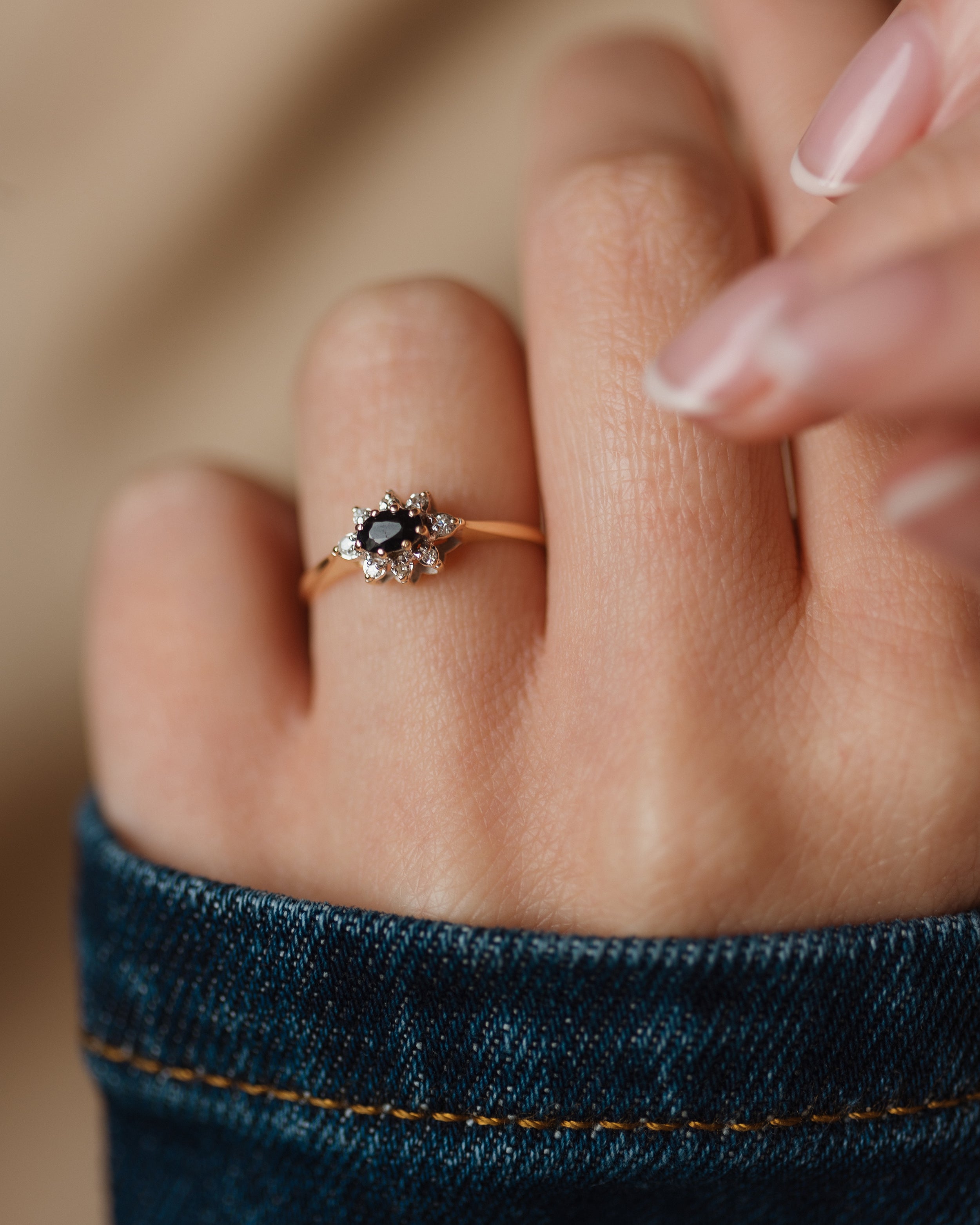 Edithe 1983 Vintage 9ct Gold Sapphire & Diamond Cluster Ring