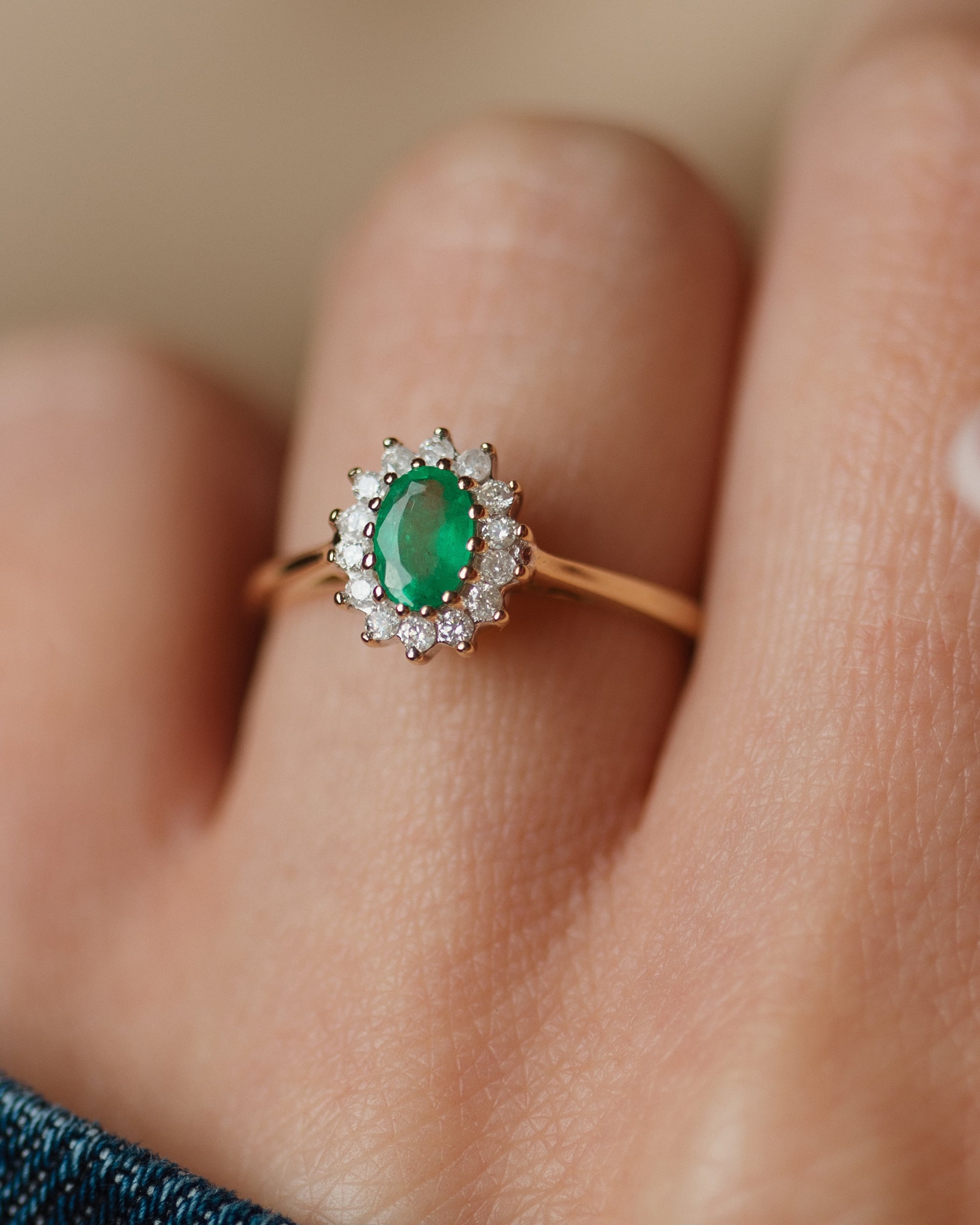 Marilis Vintage 9ct Gold Emerald & Diamond Cluster Ring