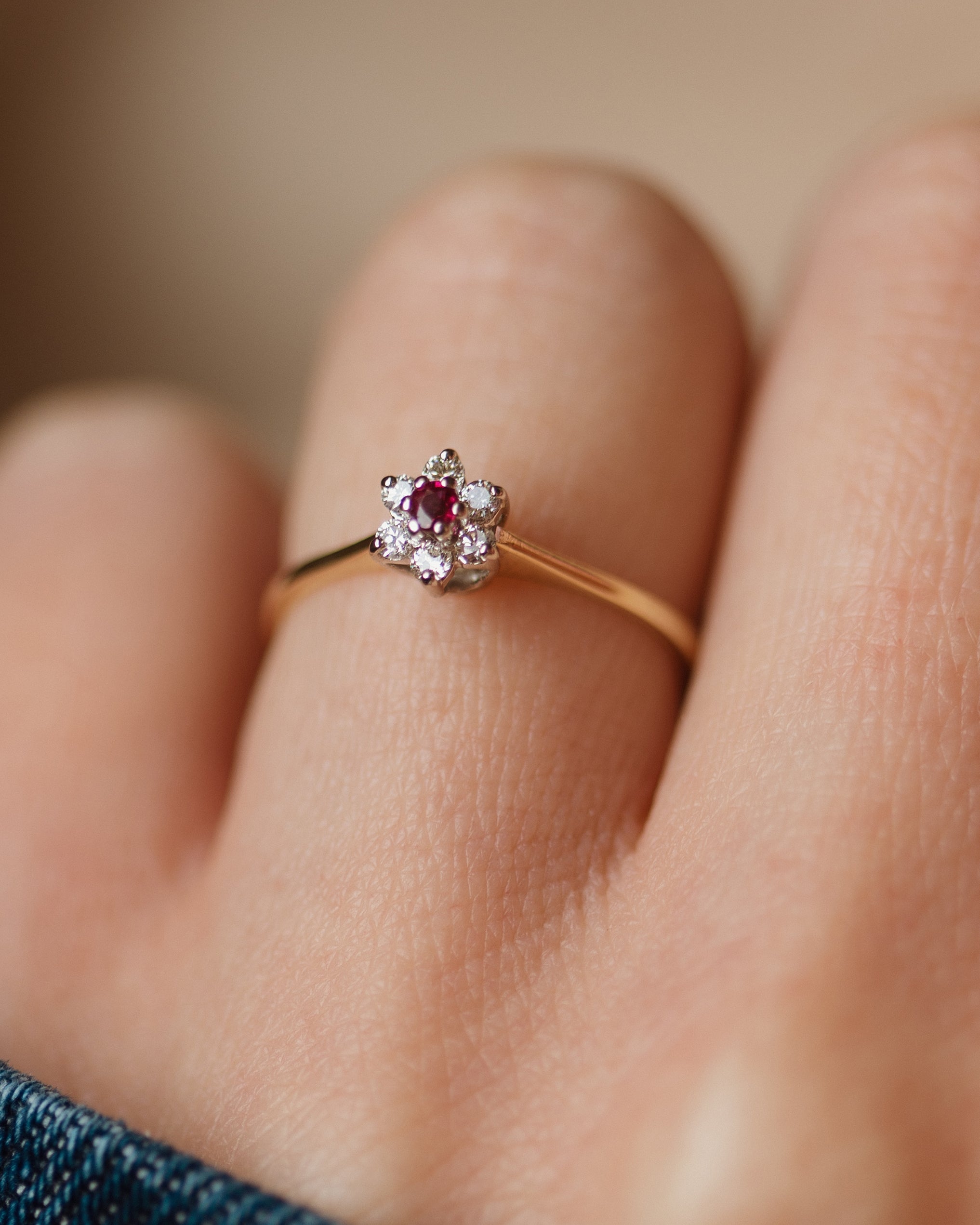 Julia 1983 Vintage 9ct Gold Ruby & Diamond Cluster Ring