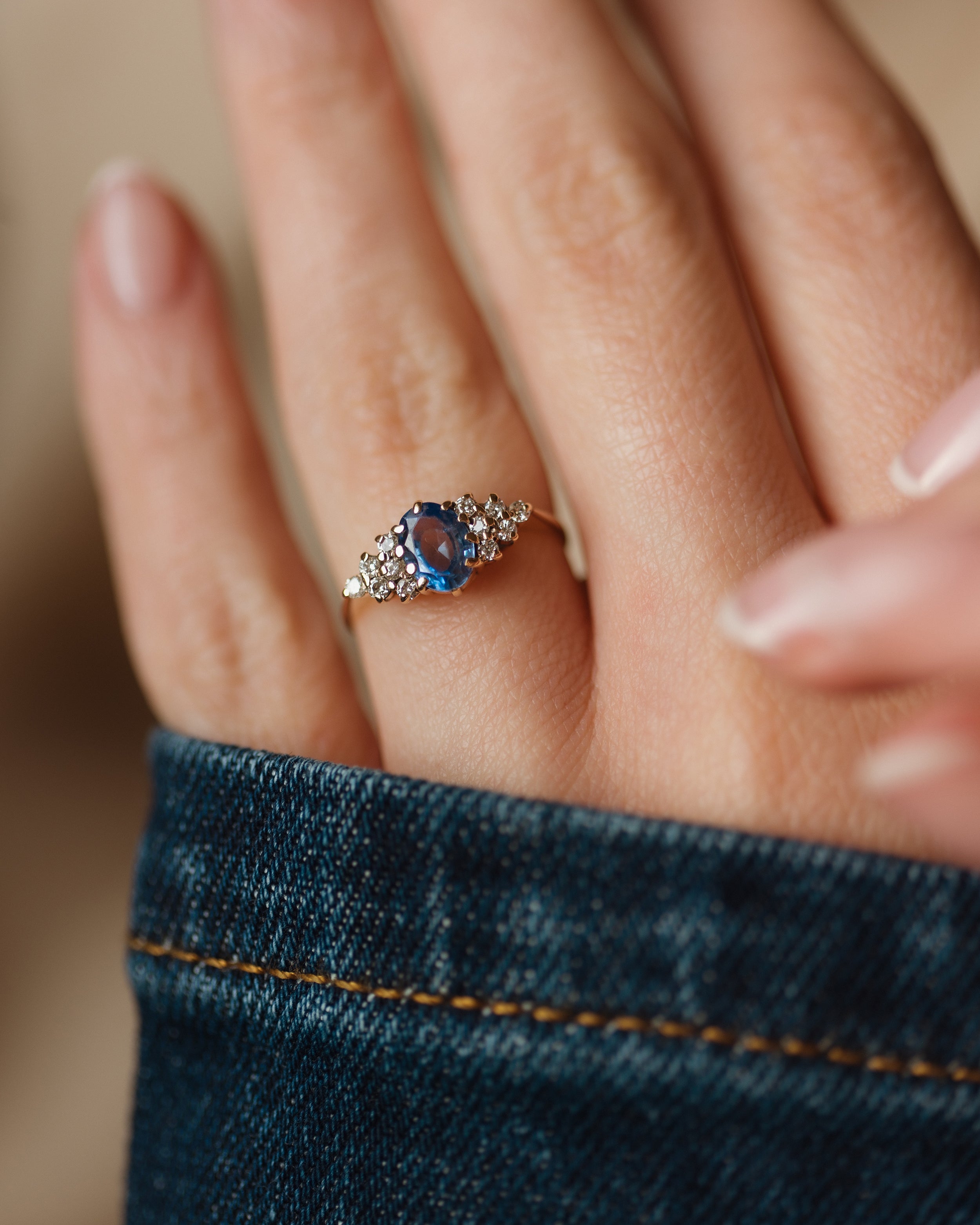 Rosita 1989 Vintage 9ct Gold Sapphire & Diamond Ring