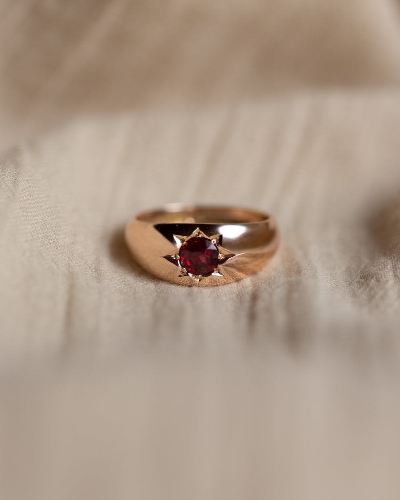 Theodore 1911 Antique 9ct Gold Star Set Garnet Ring
