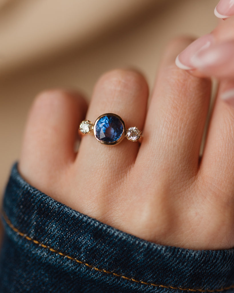 Thomassine Antique 18ct Gold Sapphire & Diamond Trilogy Ring