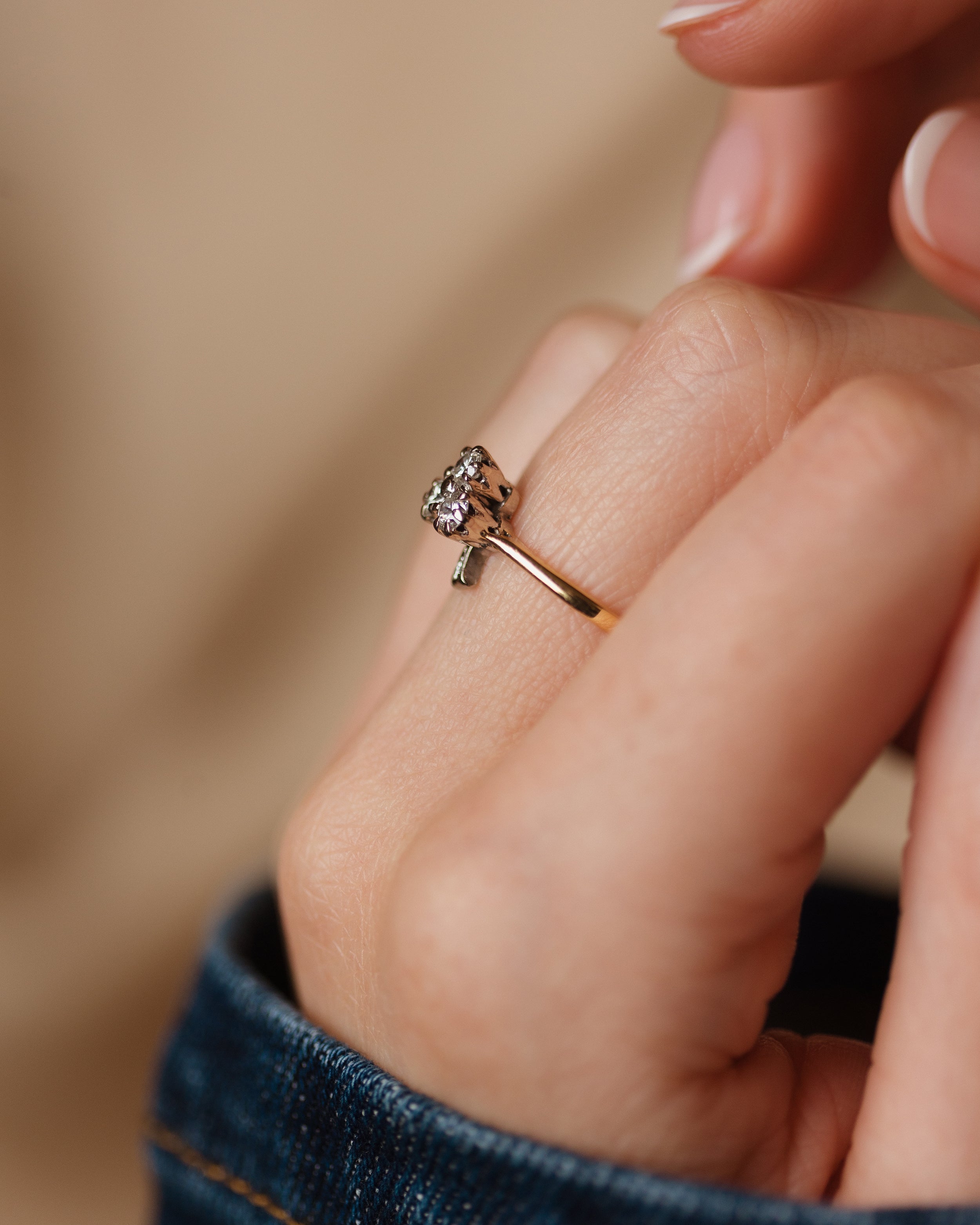 Nóirín Vintage 18ct Gold Diamond Clover Ring