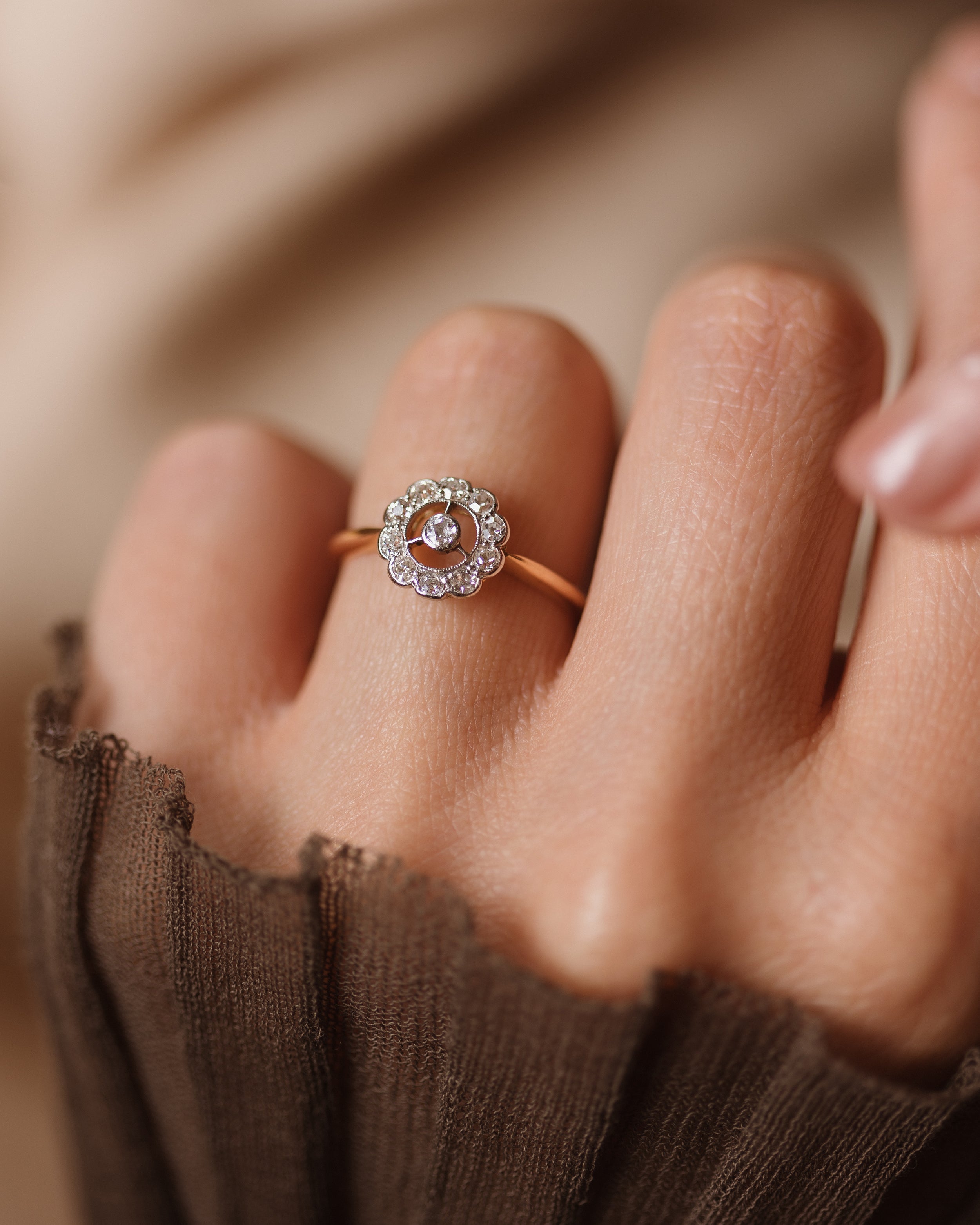 Anaïs Antique Art Deco 18ct Gold Diamond Cluster Ring