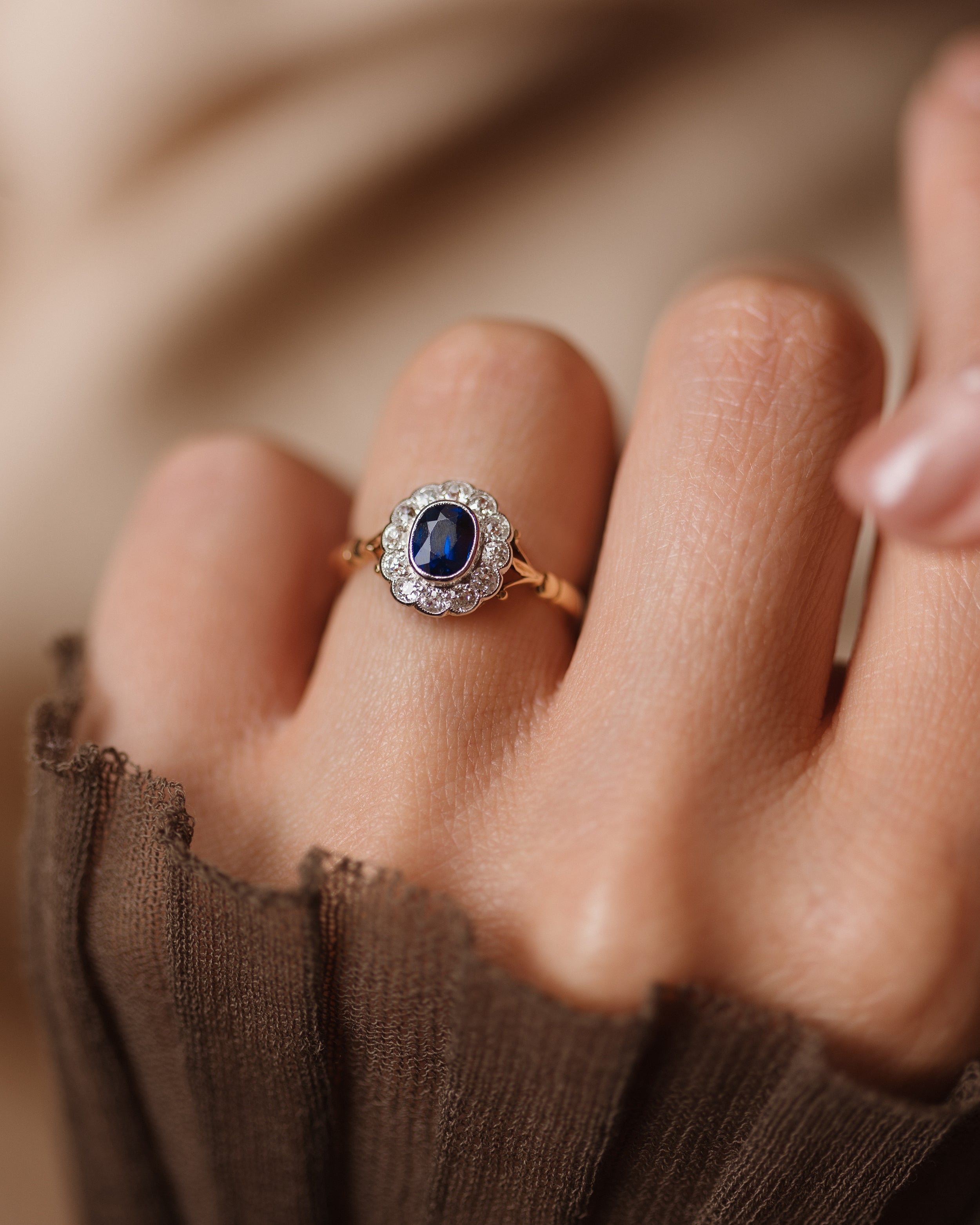 Mariam Antique 18ct Gold Sapphire & Diamond Cluster Ring