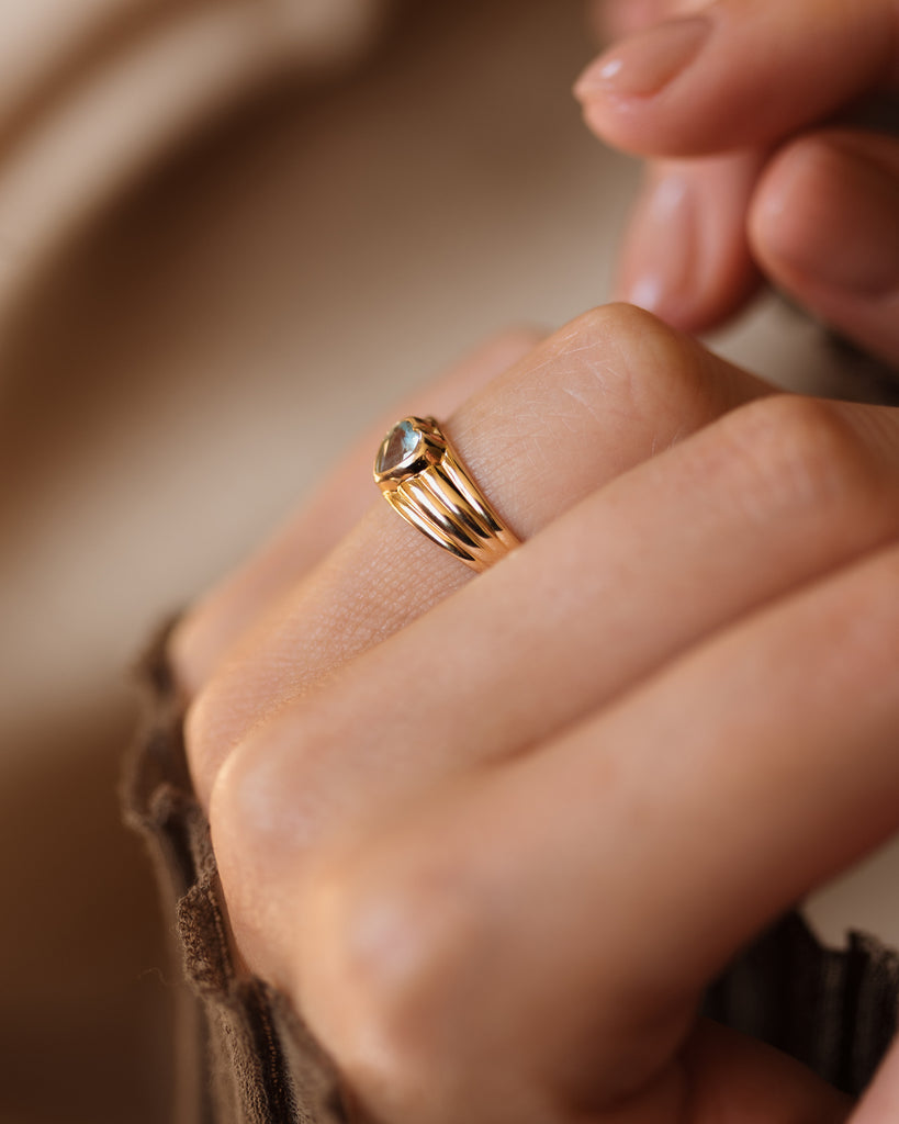 Matilde 1986 Vintage 9ct Gold Aquamarine Heart Ring