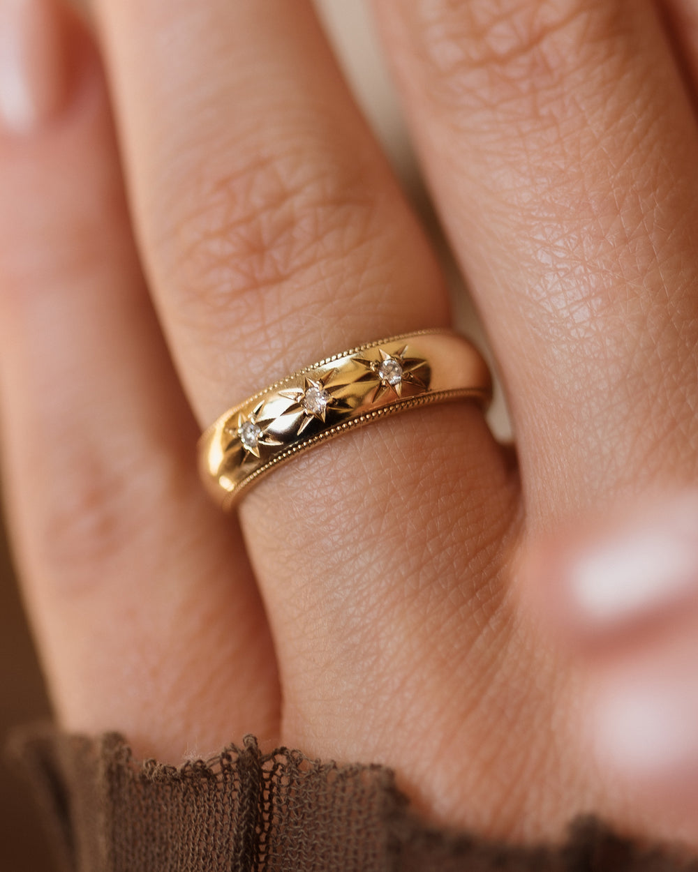 Mercy 1994 Vintage 9ct Gold Diamond Trilogy Band Ring