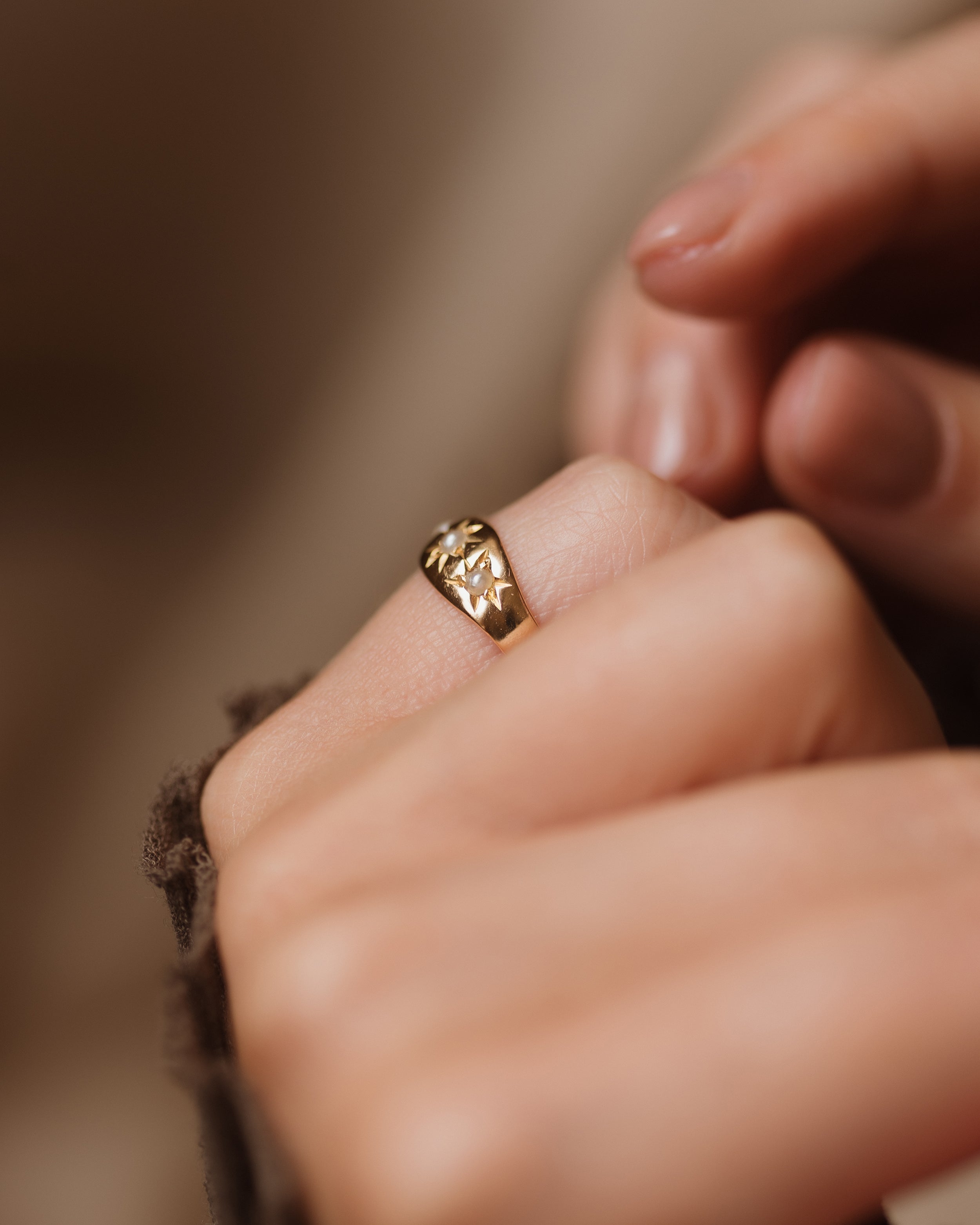 Narcissa Antique 18ct Gold Star Set Pearl Trilogy Ring