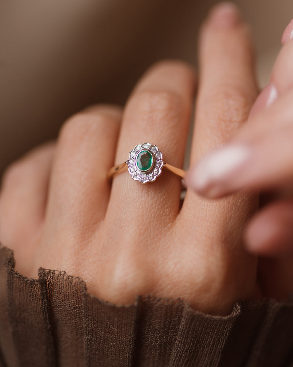 Selma 1996 Vintage 9ct Gold Emerald & Diamond Cluster Ring