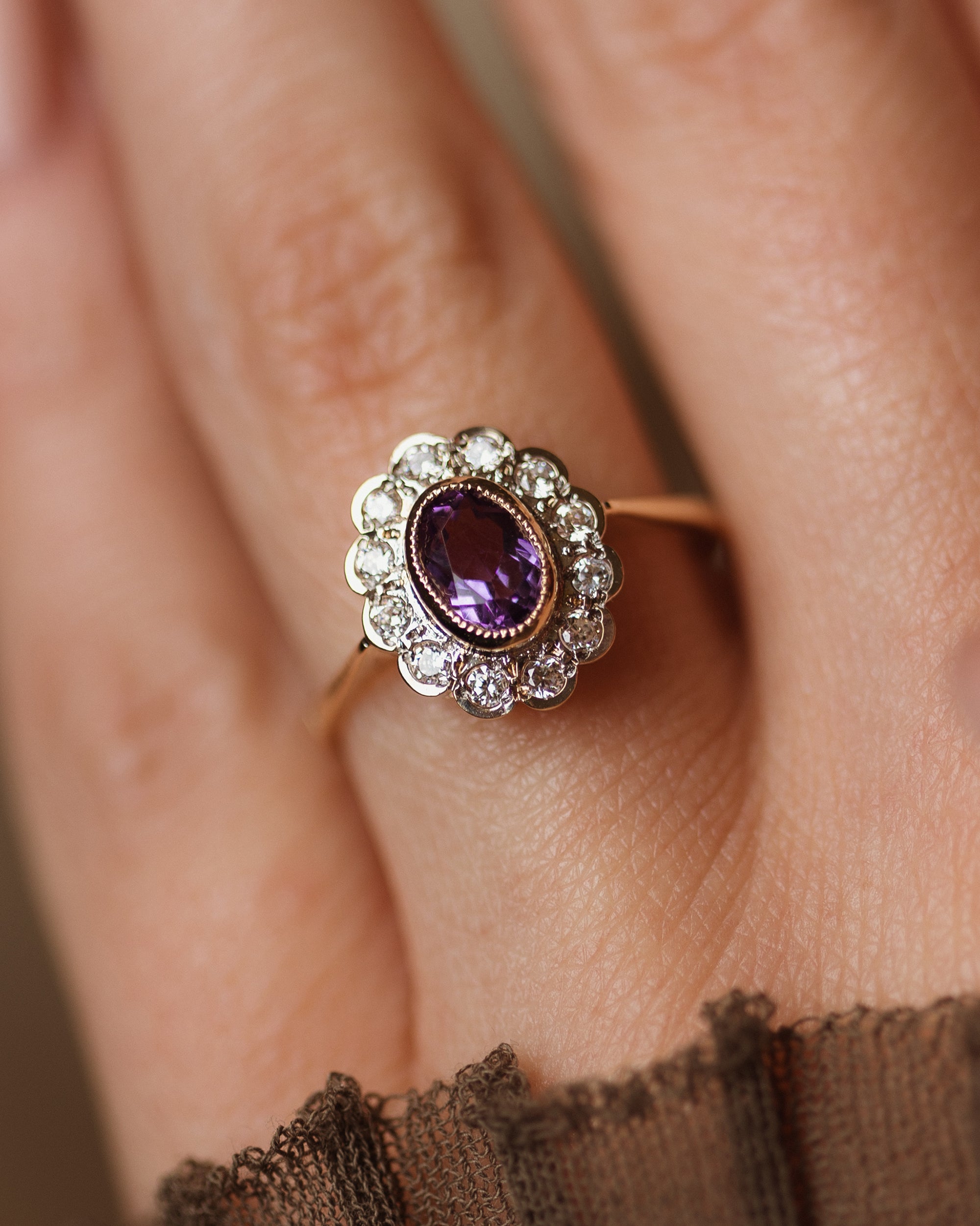 Violet 1994 Vintage 9ct Gold Amethyst & CZ Cluster Ring