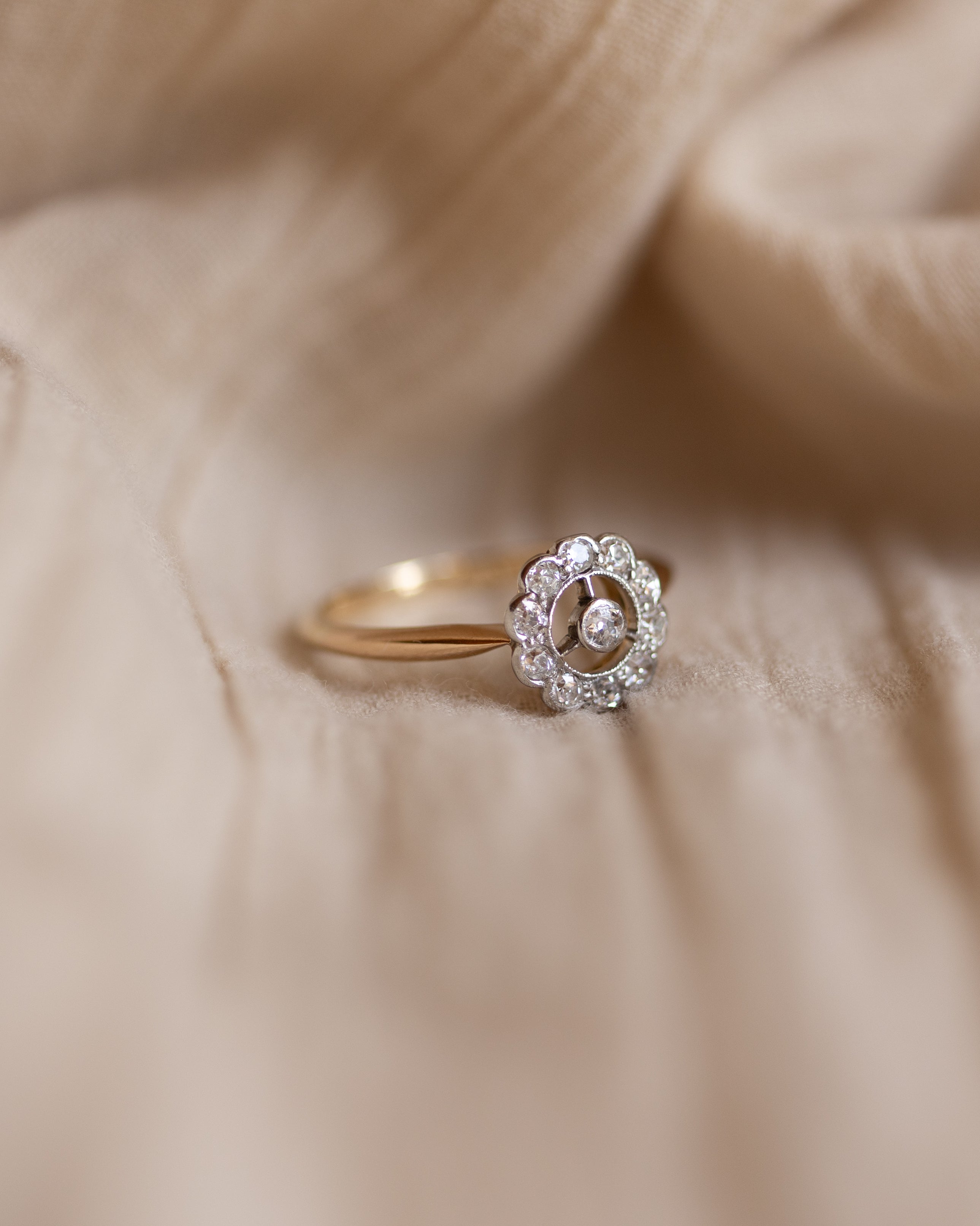 Anaïs Antique Art Deco 18ct Gold Diamond Cluster Ring