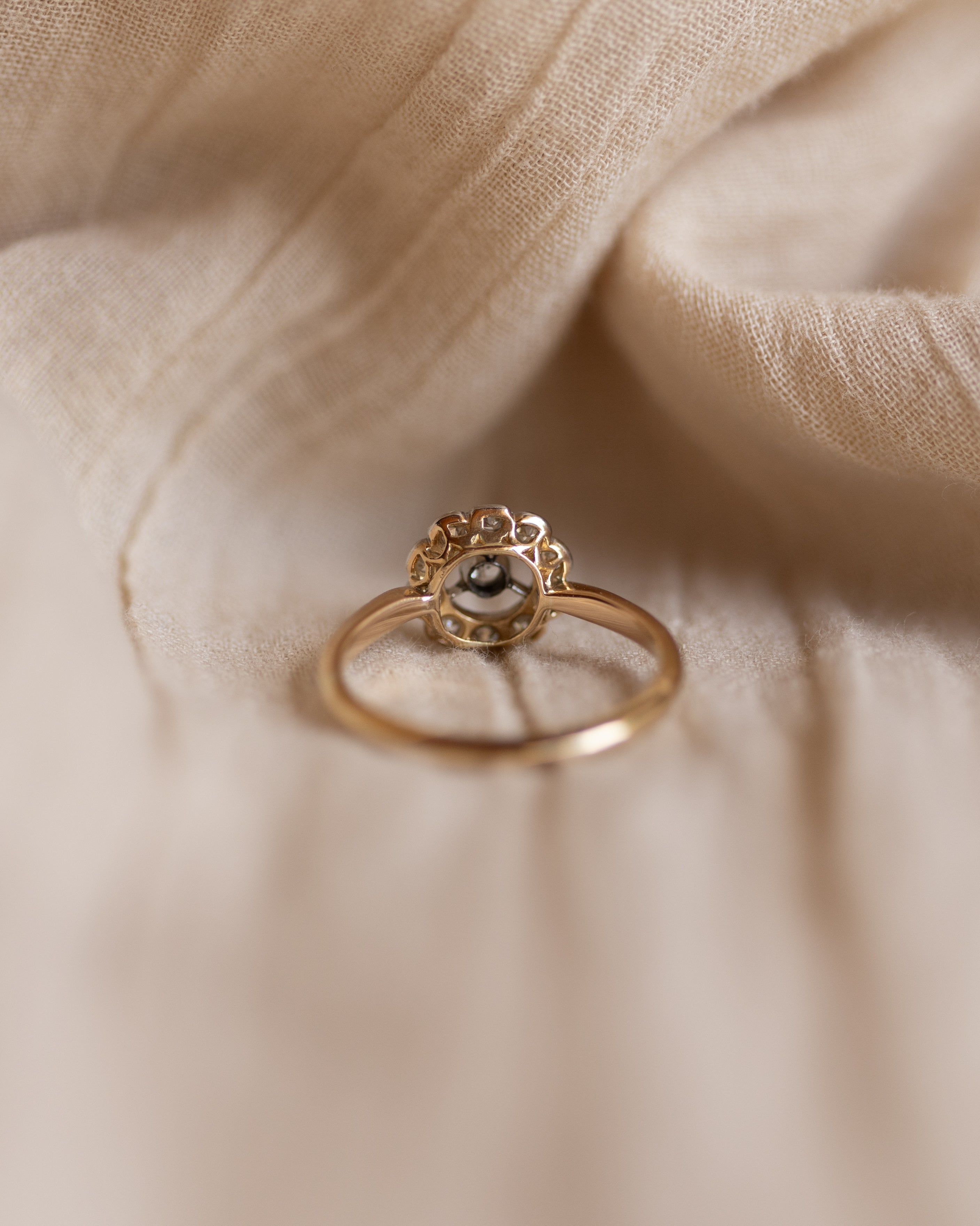 Anaïs Antique Art Deco 18ct Gold Diamond Cluster Ring