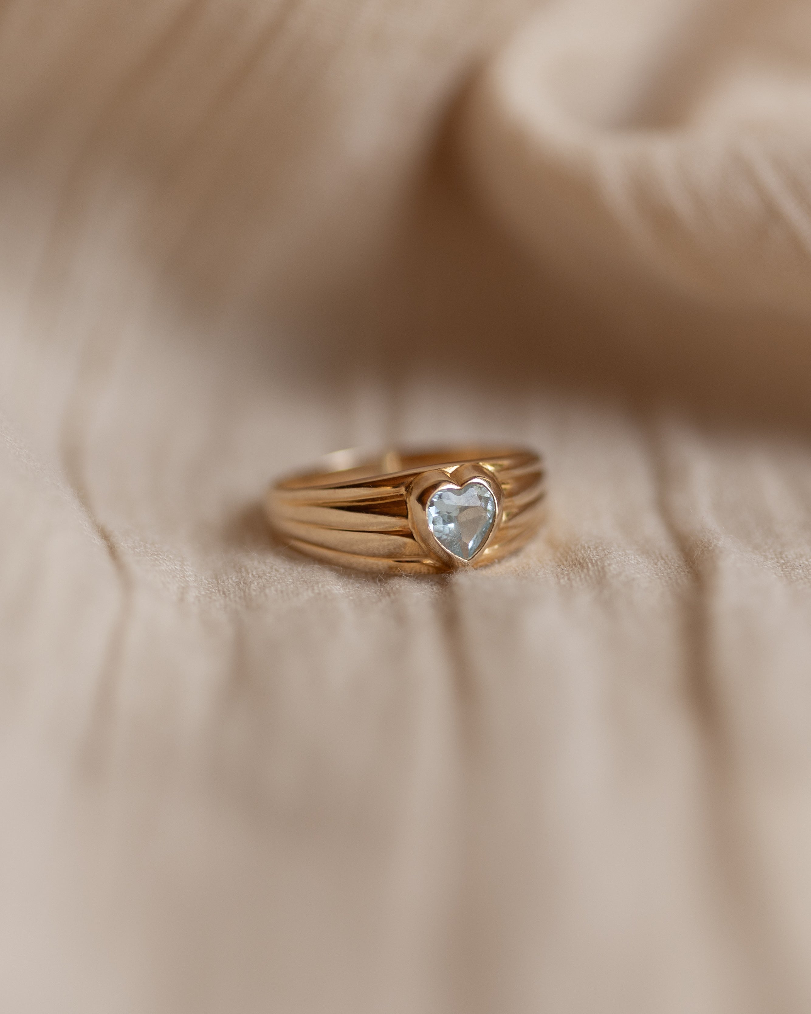Matilde 1986 Vintage 9ct Gold Aquamarine Heart Ring