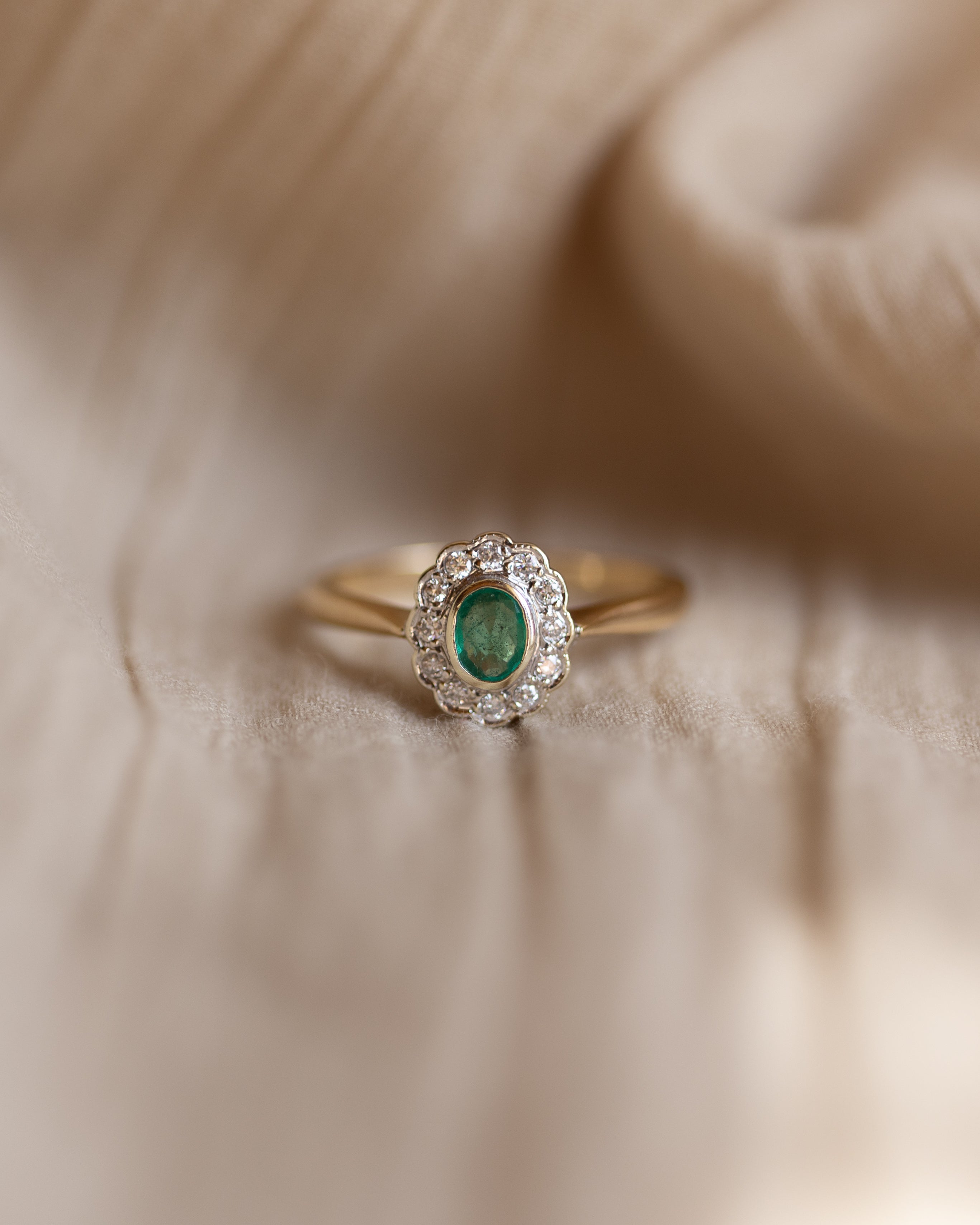 Selma 1996 Vintage 9ct Gold Emerald & Diamond Cluster Ring