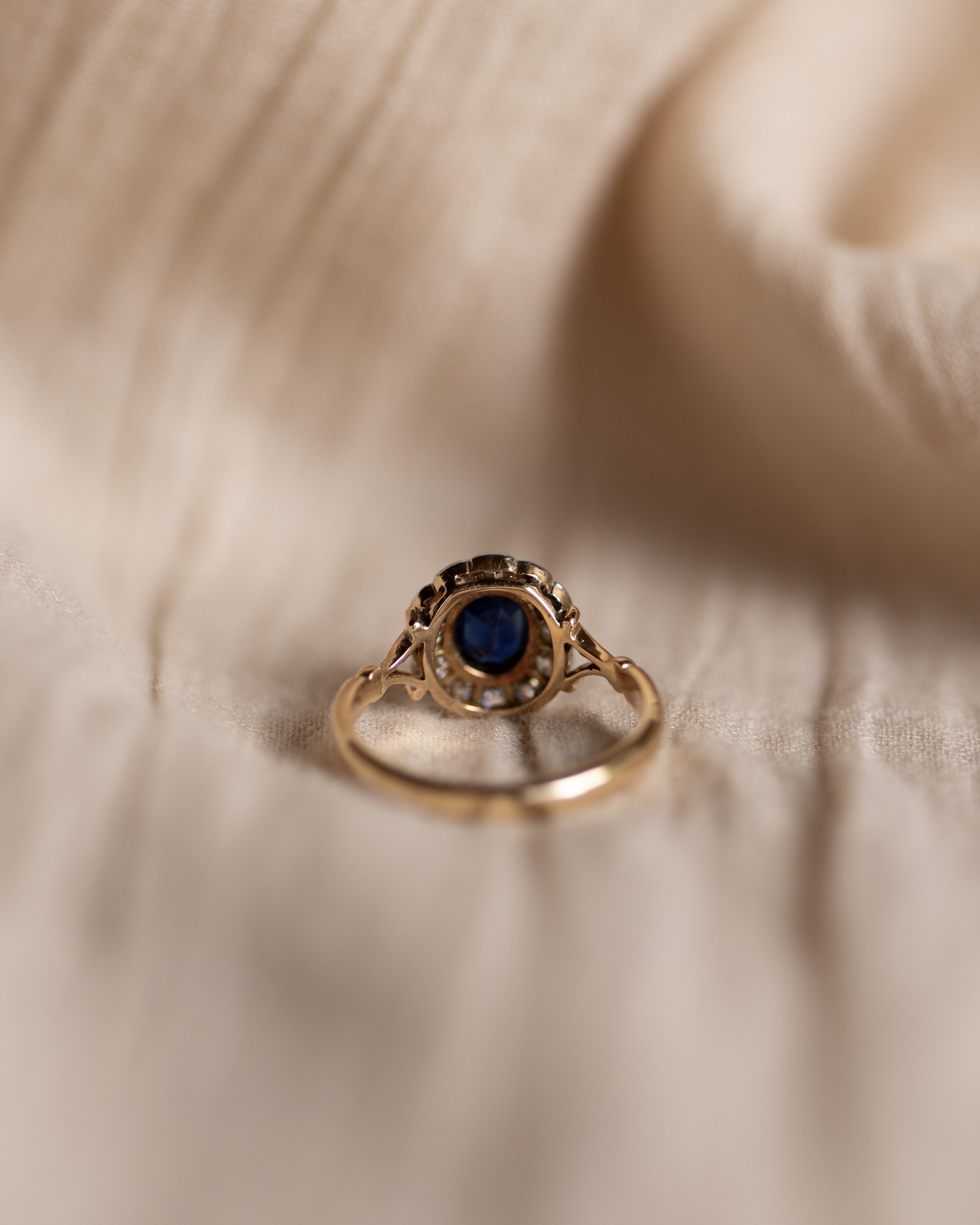 Mariam Antique 18ct Gold Sapphire & Diamond Cluster Ring