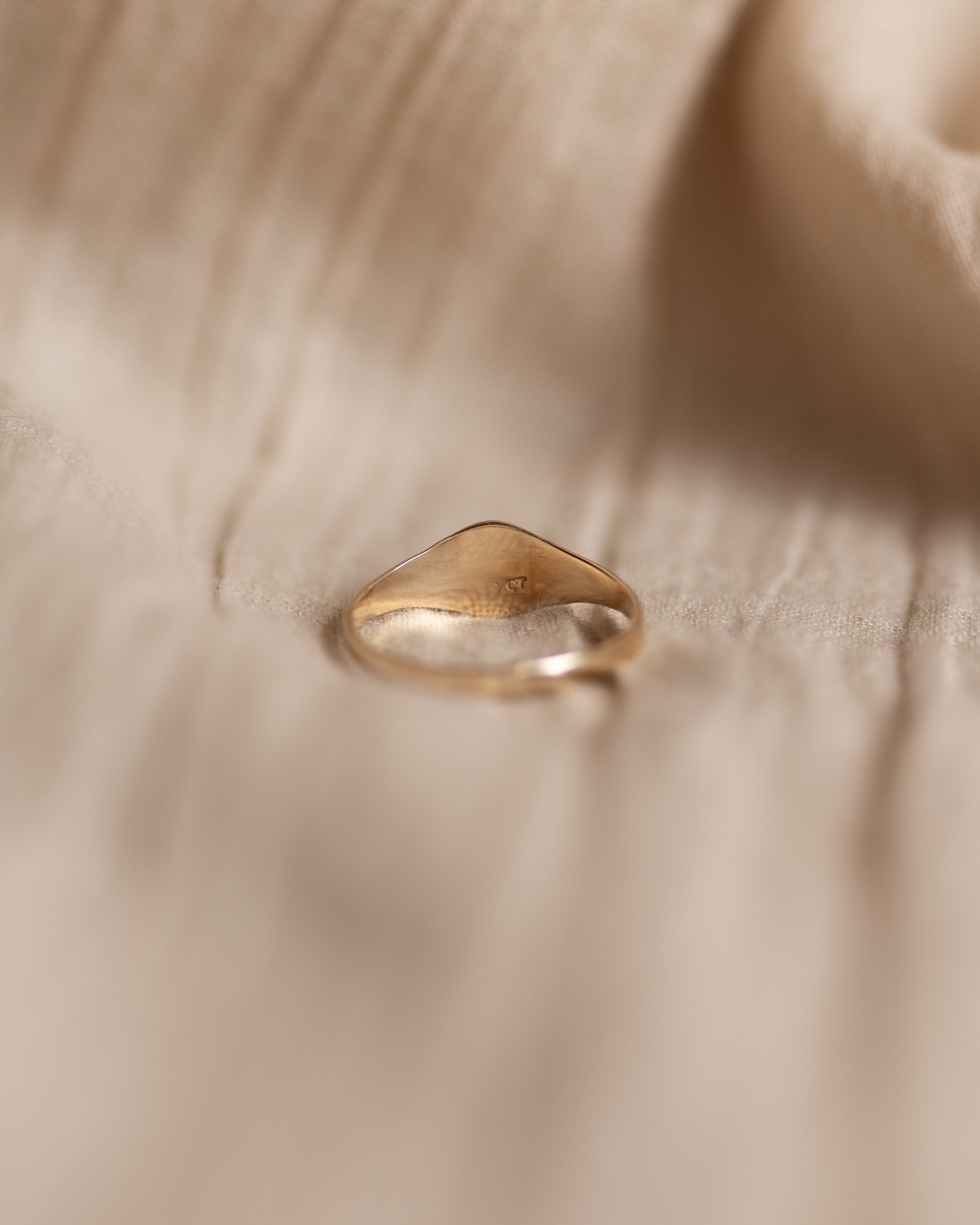 Caroline Vintage 9ct Gold Starburst Pinky Signet Ring