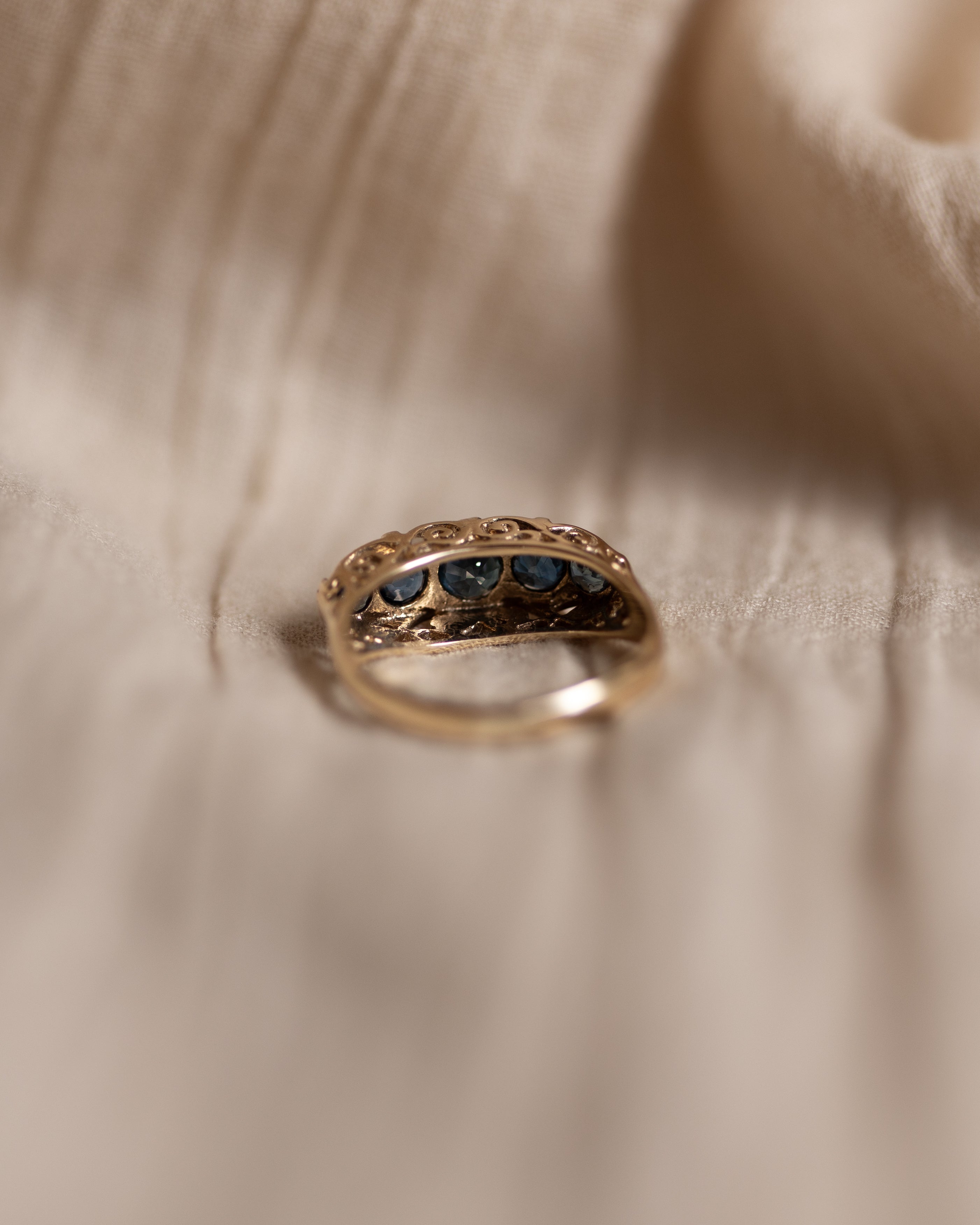 Henrietta 1978 Vintage 9ct Gold Blue Topaz Five Stone Ring