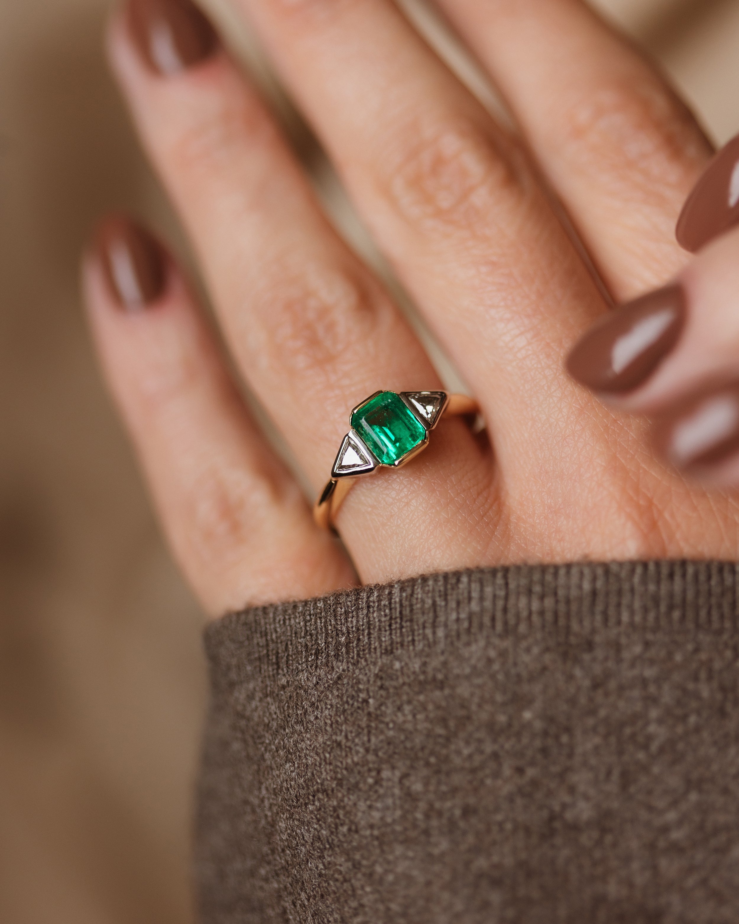 Rachelle Vintage 18ct Gold Emerald & Diamond Trilogy Ring