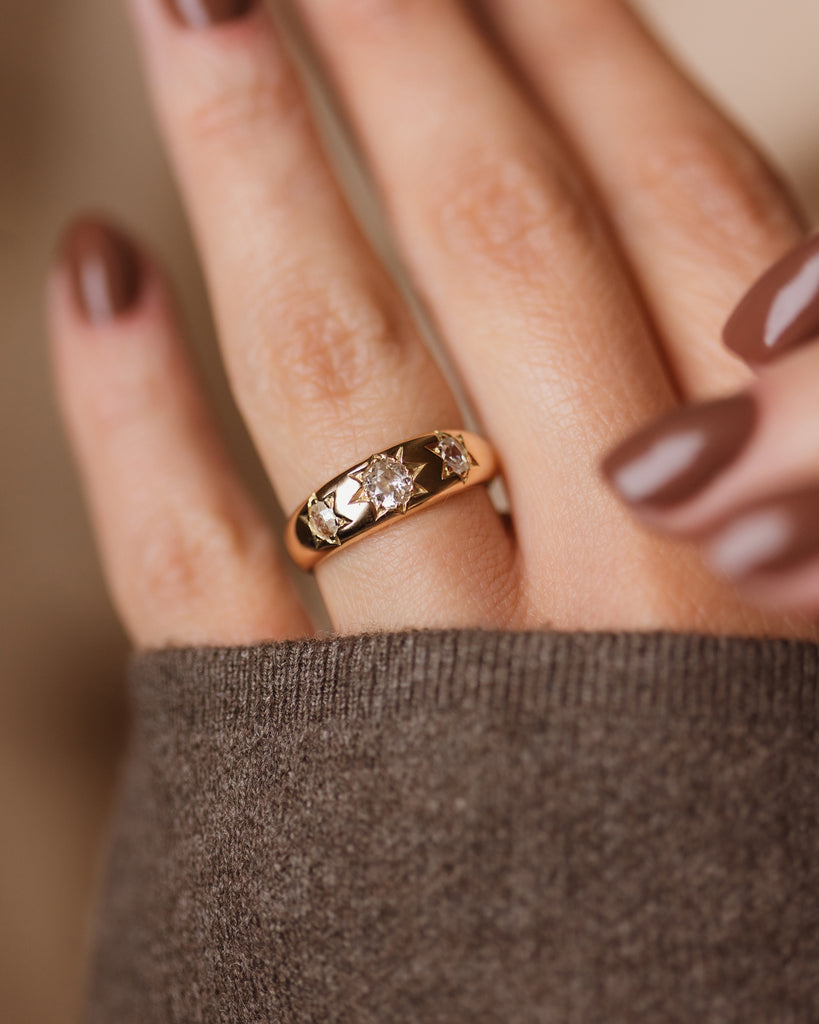 Margery Antique 18ct Gold Star Set Diamond Trilogy Ring