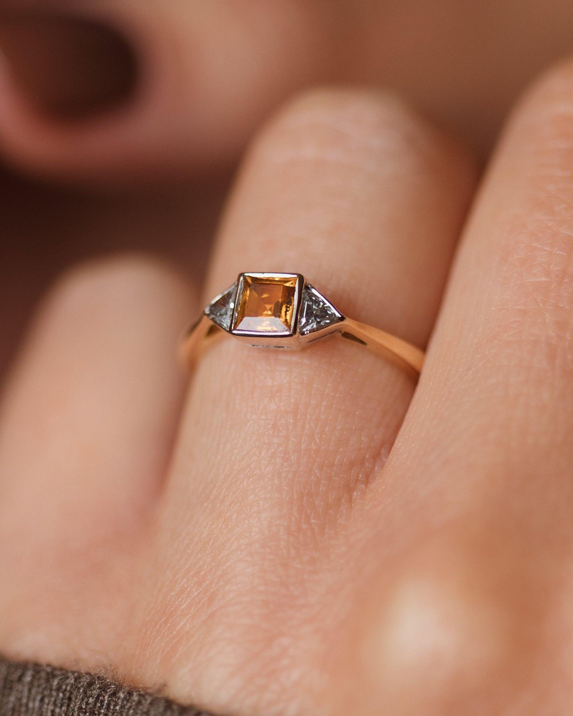Ottilie Vintage 18ct Gold Orange Sapphire & Diamond Trilogy Ring