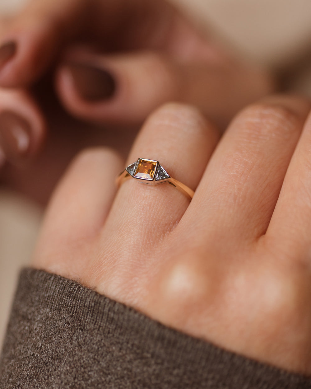 Ottilie Vintage 18ct Gold Orange Sapphire & Diamond Trilogy Ring