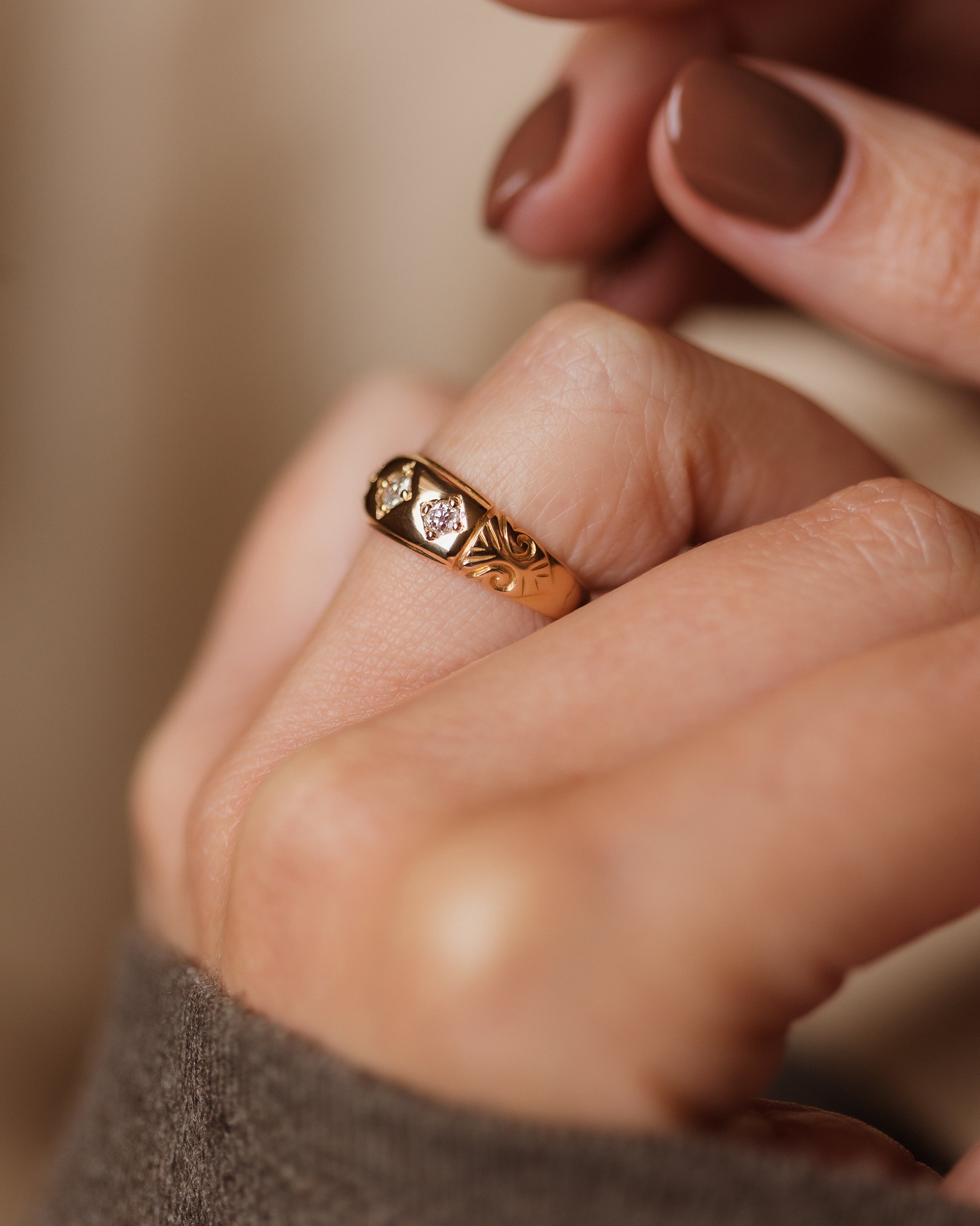 Alyson 1889 Antique 18ct Gold Diamond Trilogy Ring