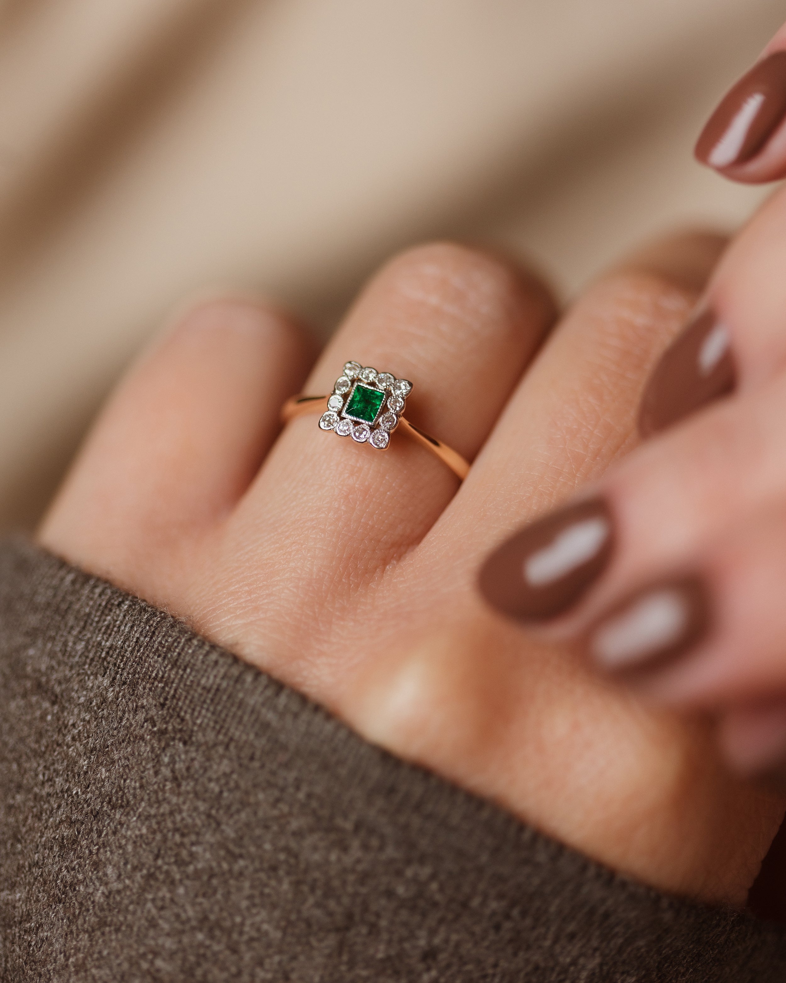 Image of Inez Antique Art Deco 18ct Gold Emerald & Diamond Cluster Ring