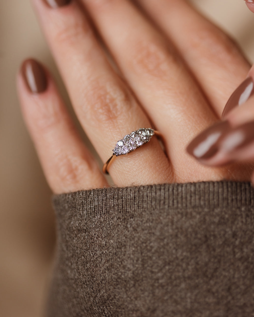 Gracia Antique Art Deco 18ct Gold Diamond Ten Stone Ring