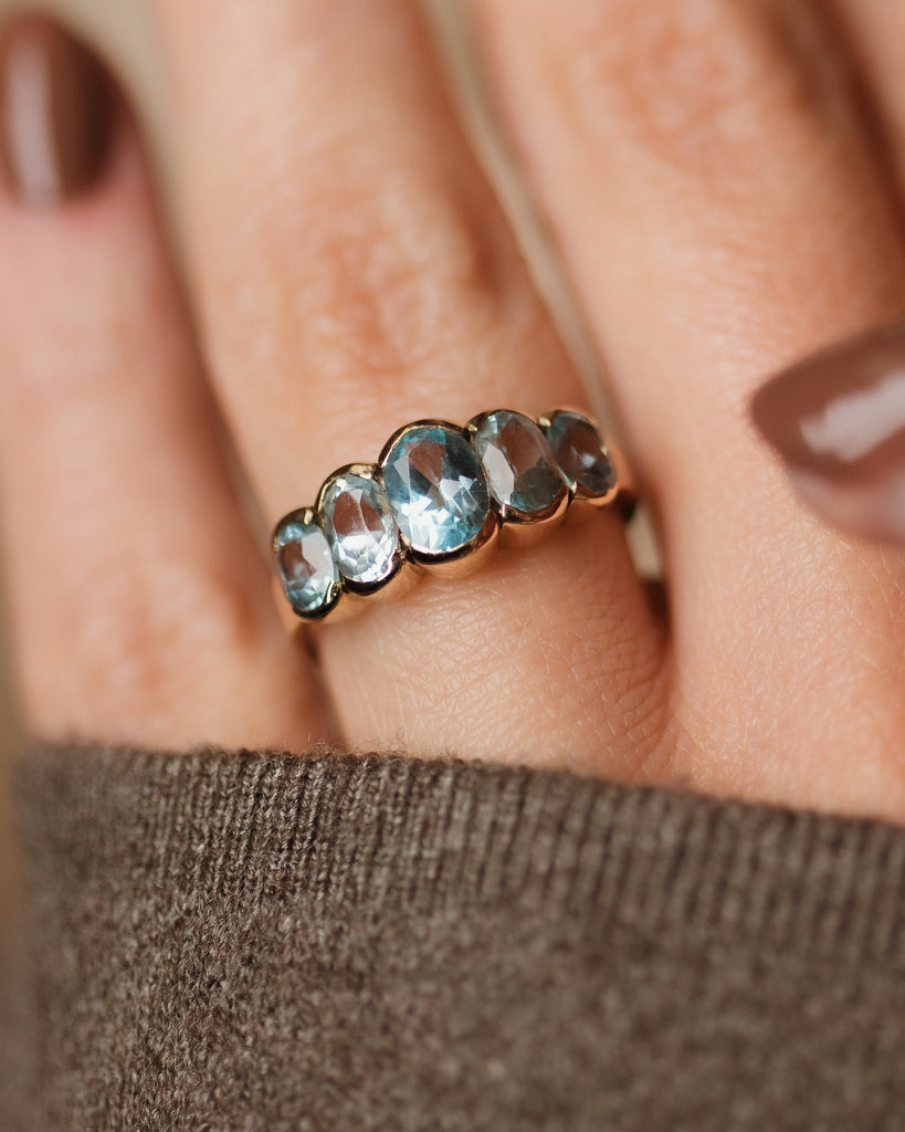 Stella Vintage 9ct Gold Blue Topaz Five Stone Ring