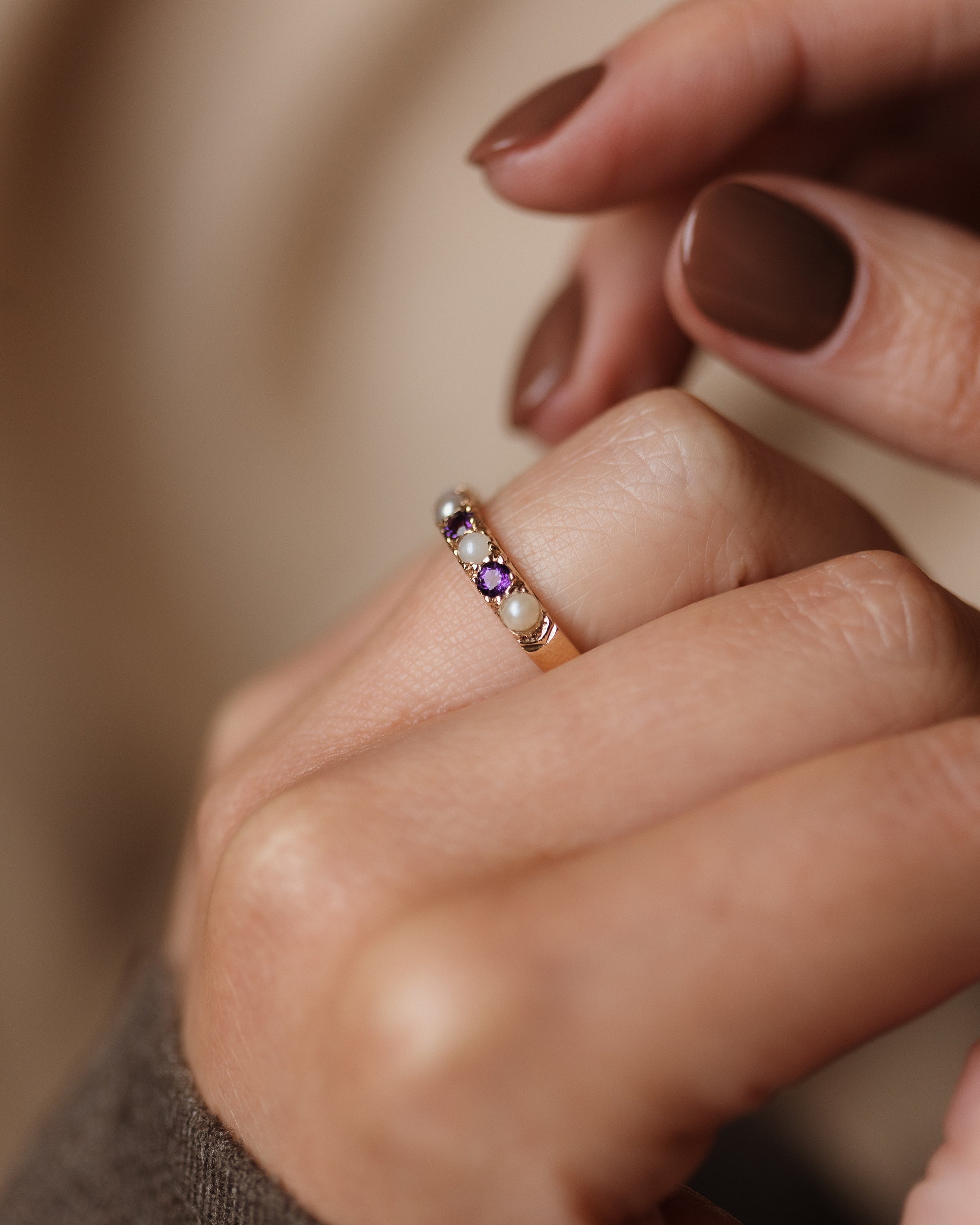 Leontine 1978 Vintage 9ct Gold Amethyst & Pearl Half Eternity Ring