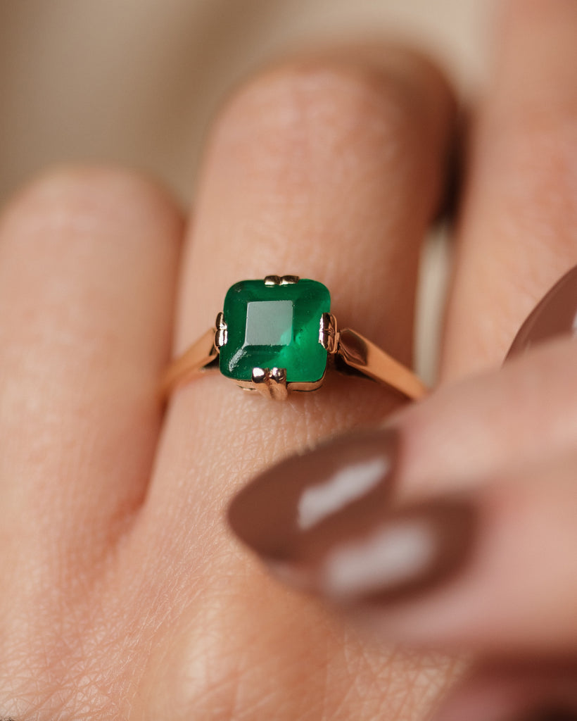 Rafaela Antique 9ct Gold Chrysoprase Single Stone Ring