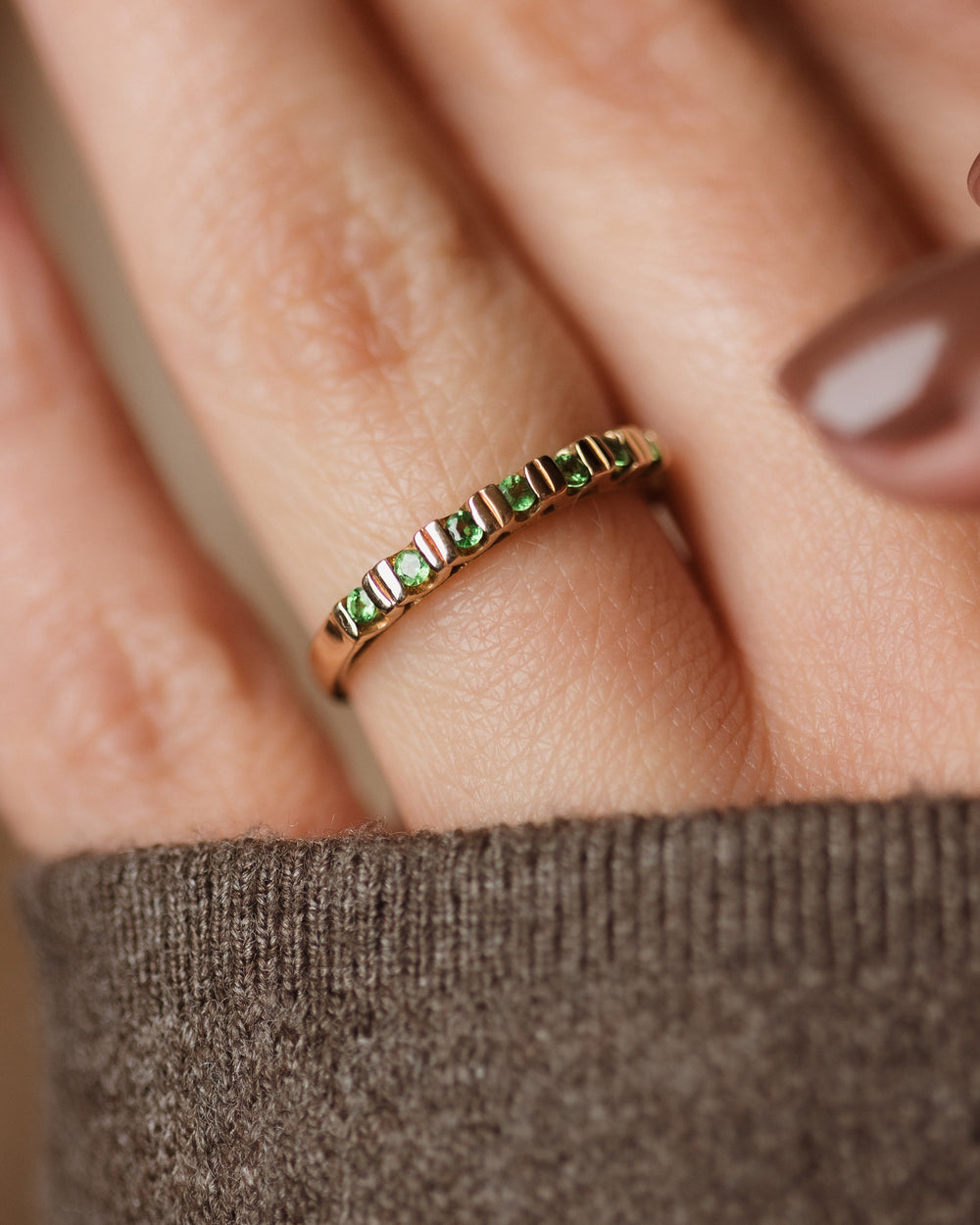 Georgia Vintage 9ct Gold Emerald Half Eternity Ring