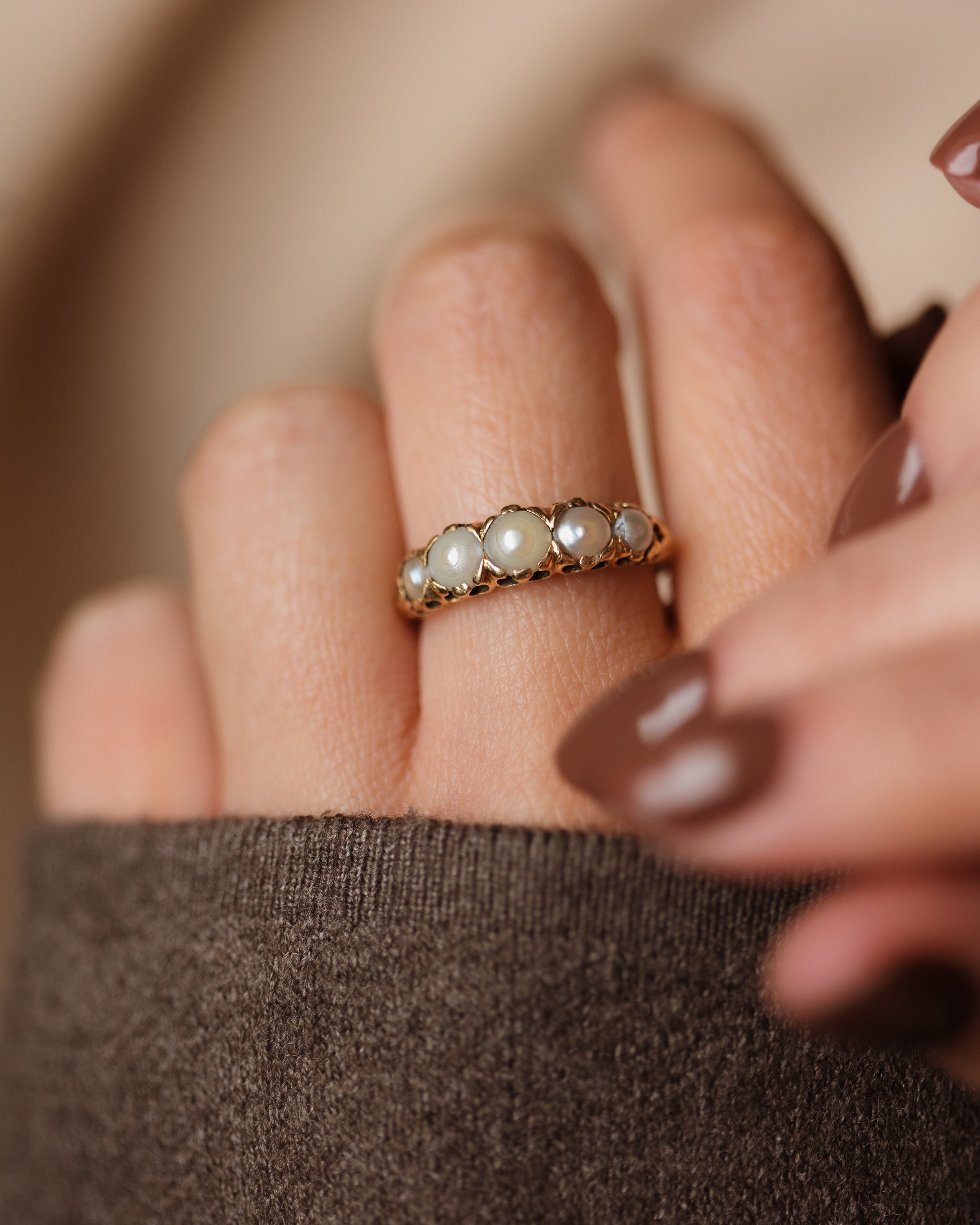 Image of Thomasina Vintage 18ct Gold Pearl Five Stone Ring