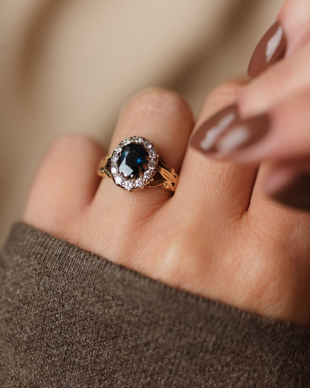 Greta 1958 Vintage 18ct Gold Sapphire & Diamond Cluster Ring