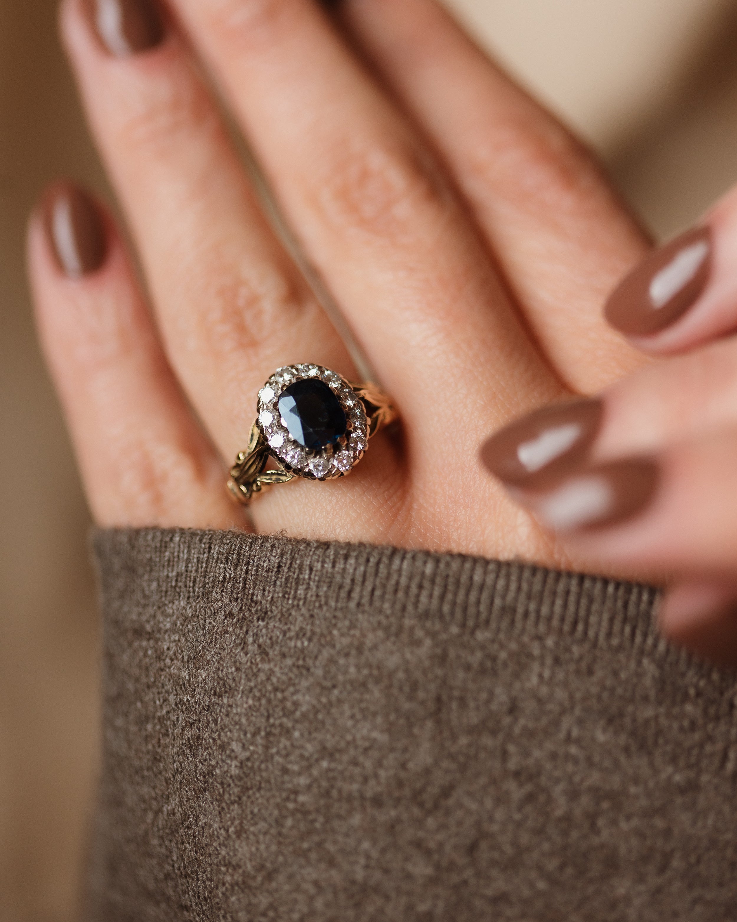 Greta 1958 Vintage 18ct Gold Sapphire & Diamond Cluster Ring