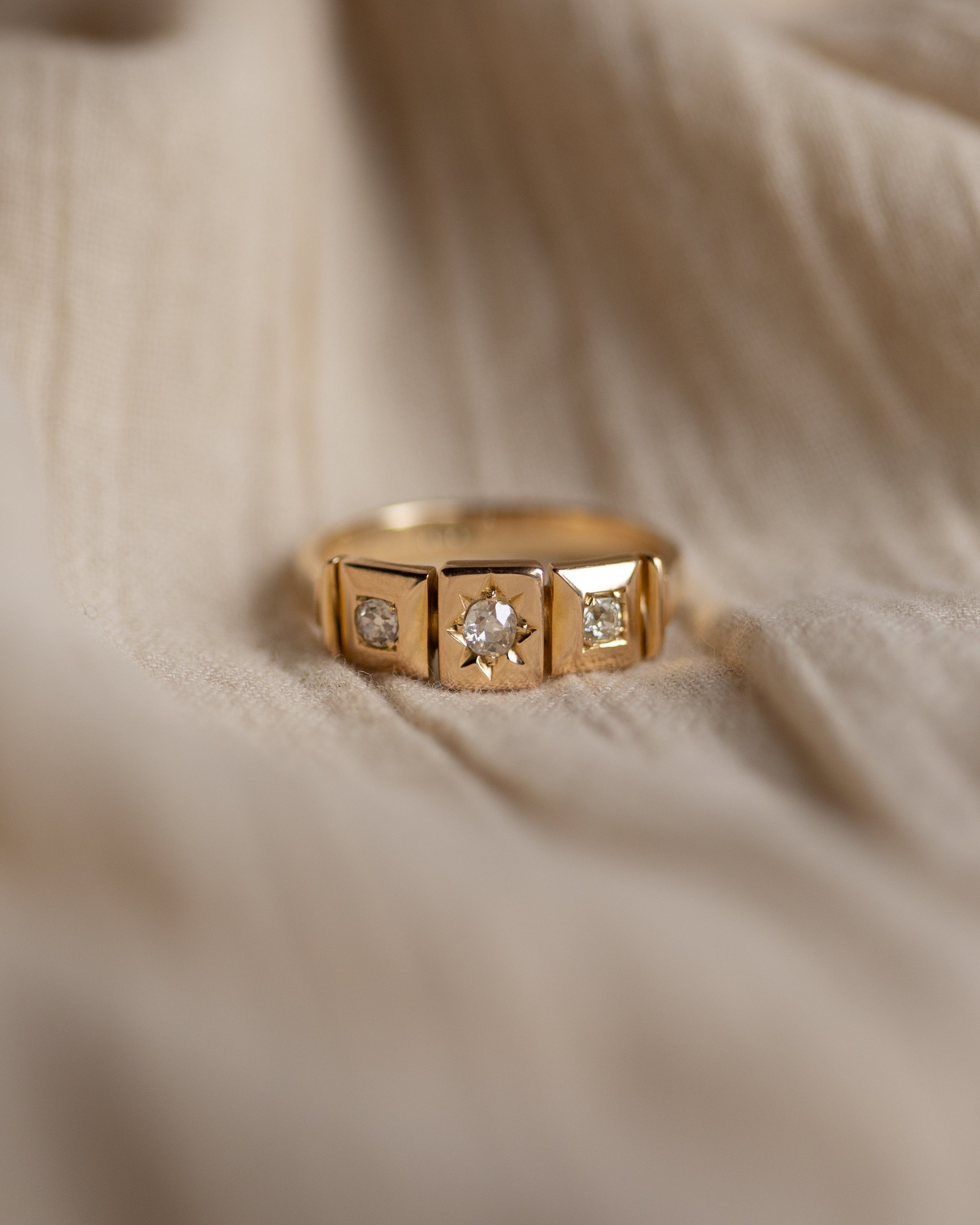 Audrey Antique 18ct Gold Star Set Diamond Trilogy Ring