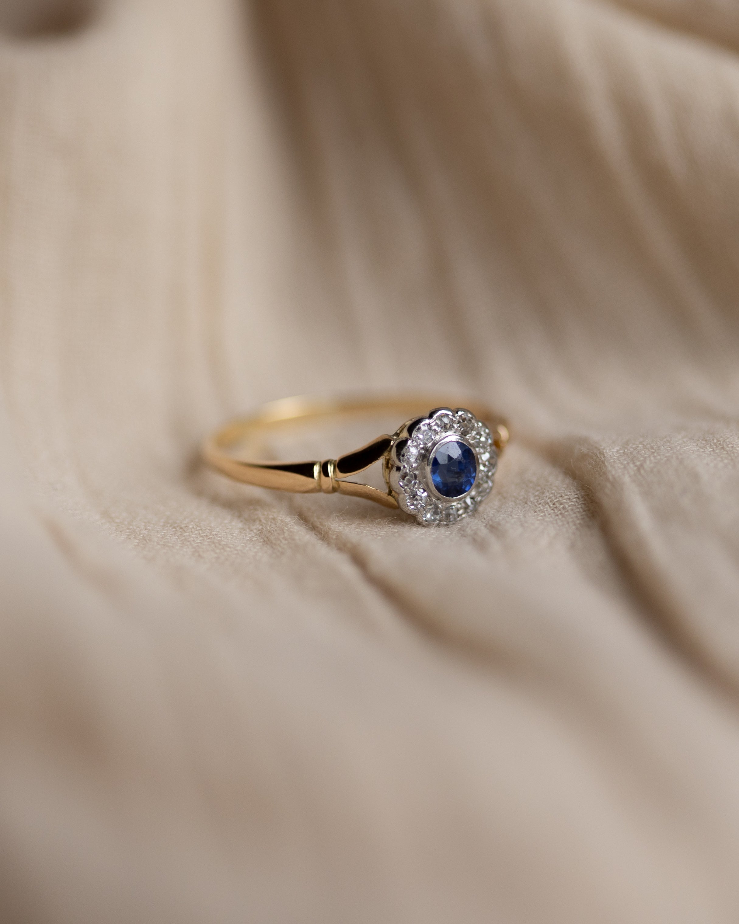 Claudette Antique 18ct Gold Sapphire & Diamond Cluster Ring