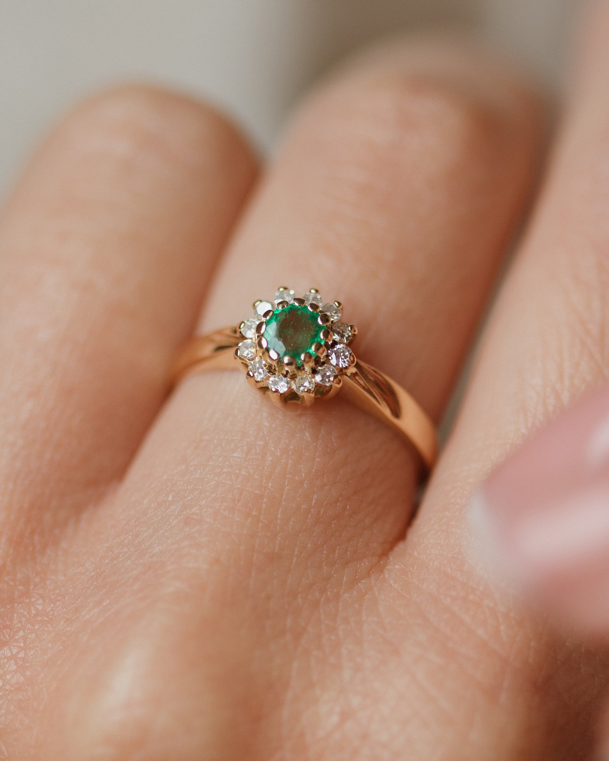 Mireille Vintage 9ct Gold Emerald & Diamond Cluster Ring