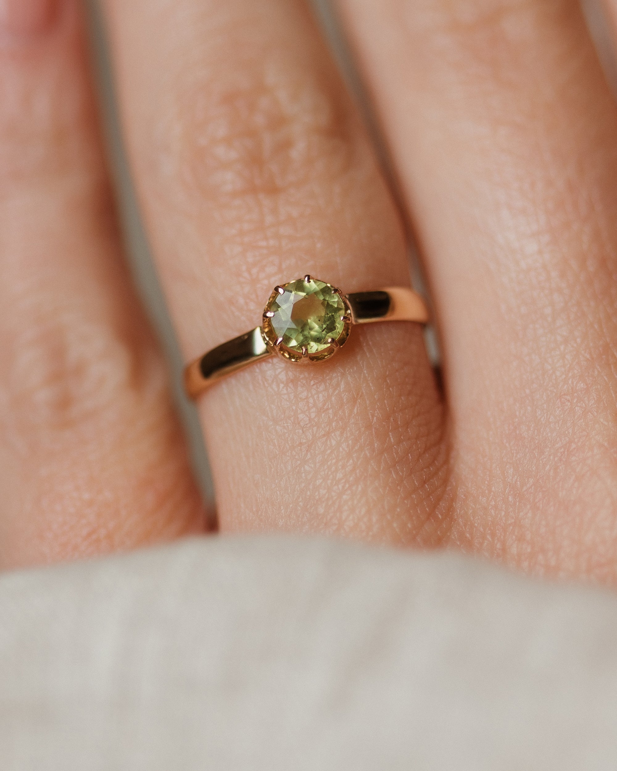 Cynthia 1862 Antique 18ct Gold Peridot Single Stone Ring