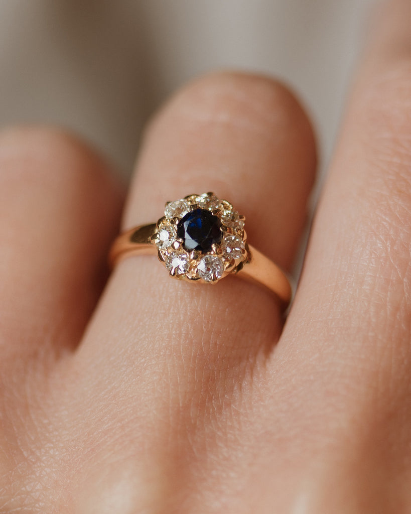 Honor 1898 Antique 18ct Gold Sapphire & Diamond Cluster Ring
