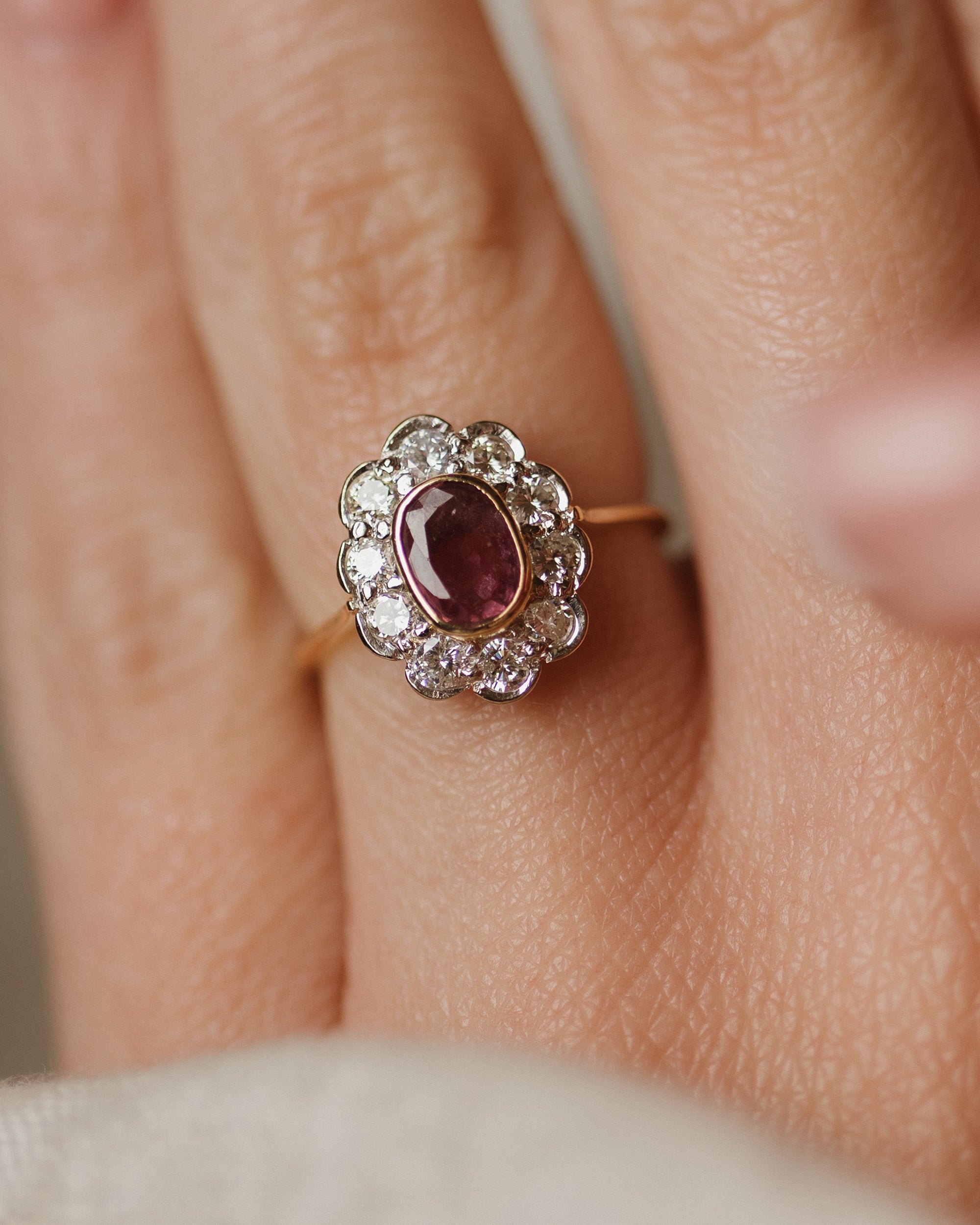 Juliette 1996 Vintage 18ct Gold Pink Sapphire & Diamond Cluster Ring